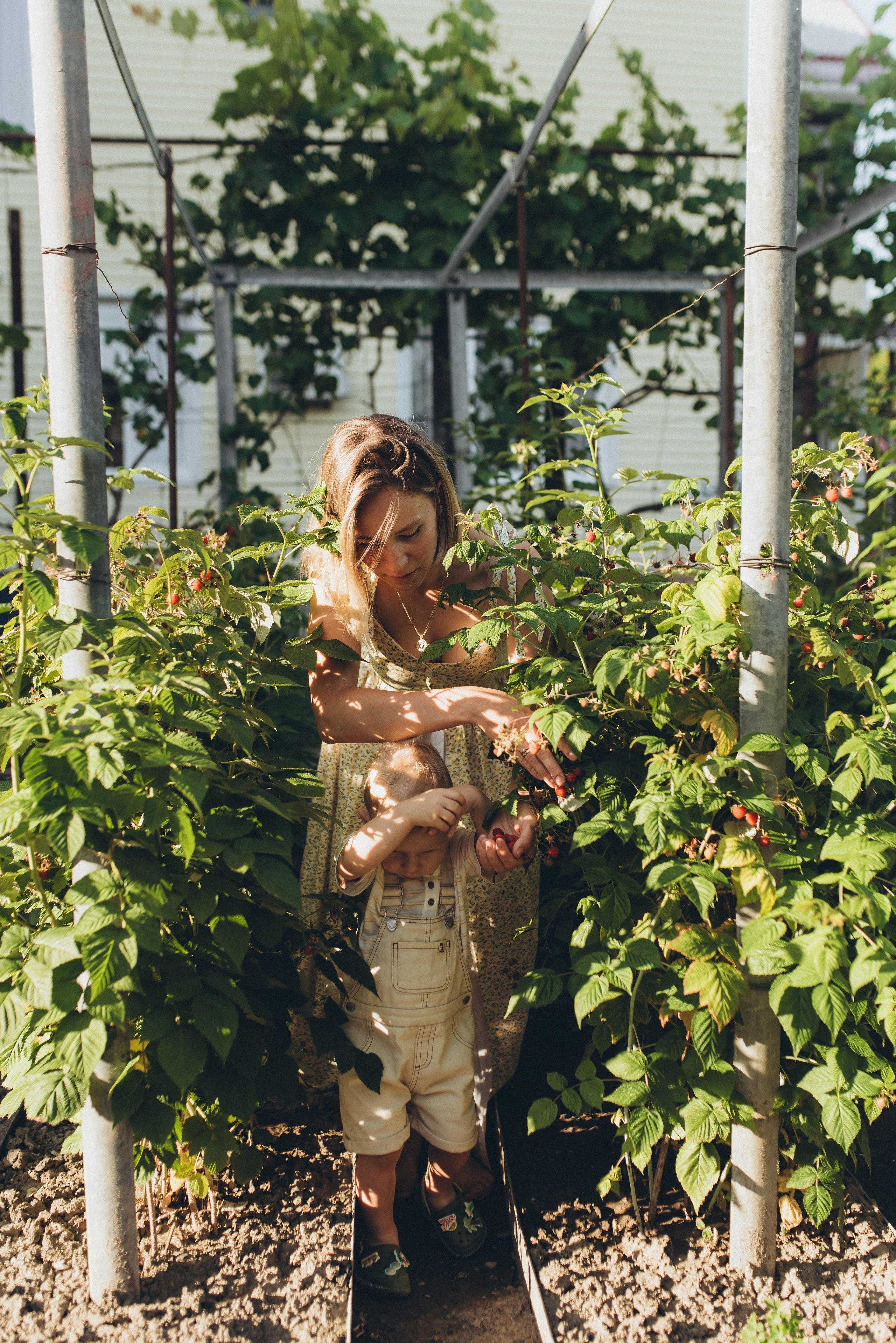 Домашняя семейная фотосессия пикник в Сочи. Фотограф в Сочи — Маргарита Поганова