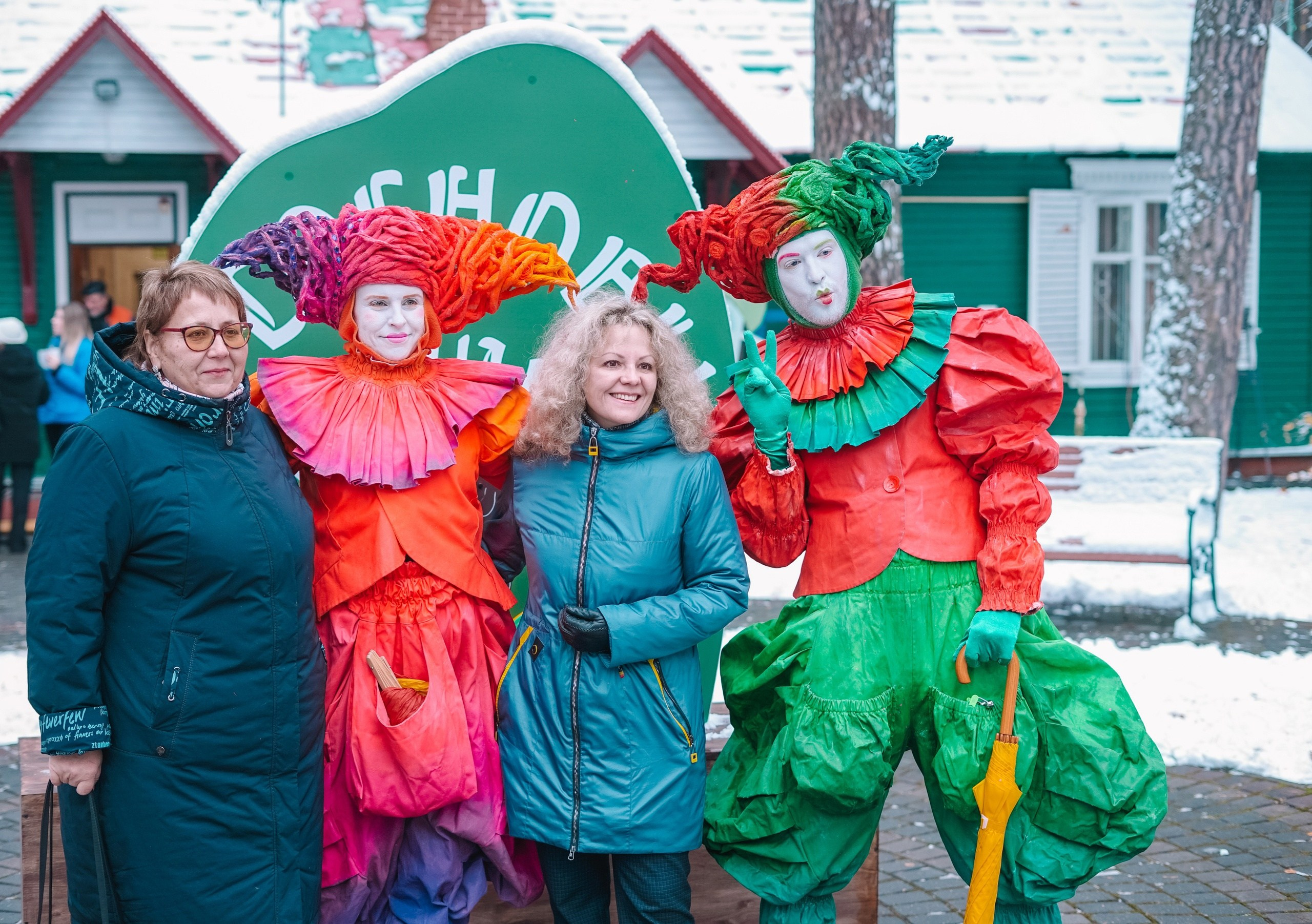 10 сосновых шишек. Kirillova Studio — мастерская декора и событий Юли Кирилловой