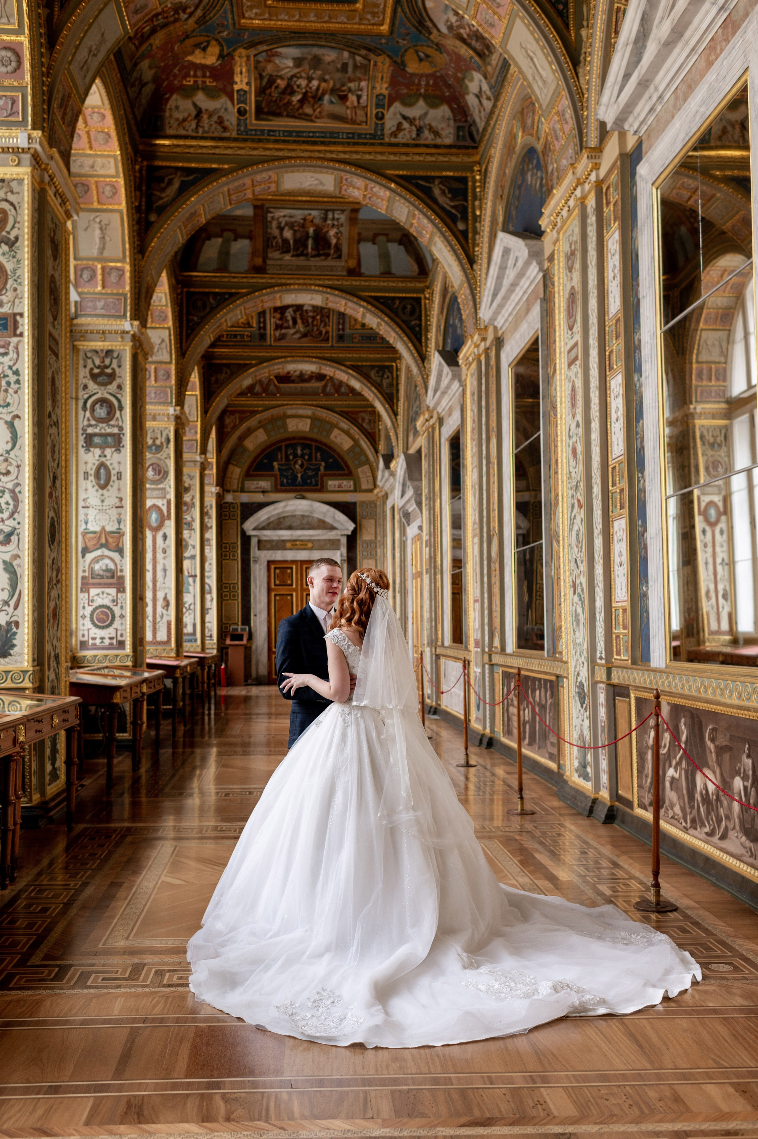 Екатерина и Алексей (свадебная фотосессия в Эрмитаже и Первом Дворце Бракосочетания на Английской набережной 28). Портретный, семейный и свадебный фотограф в Санкт-Петербурге и в Пушкине Ширяев Денис