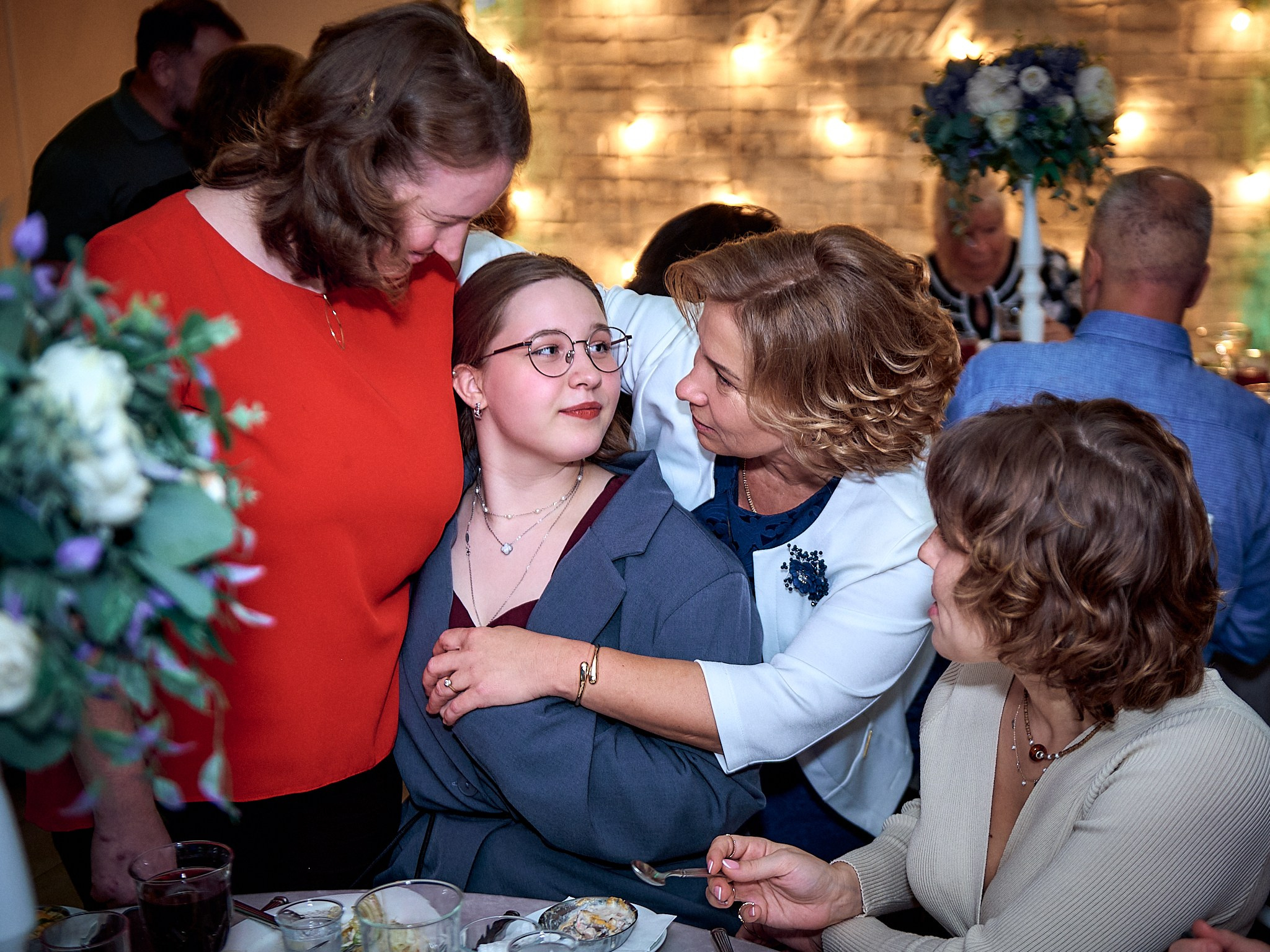 55 лет 💕. Свадебный фотограф, видеограф, рилсмейкер в Санкт-Петербурге и Москве