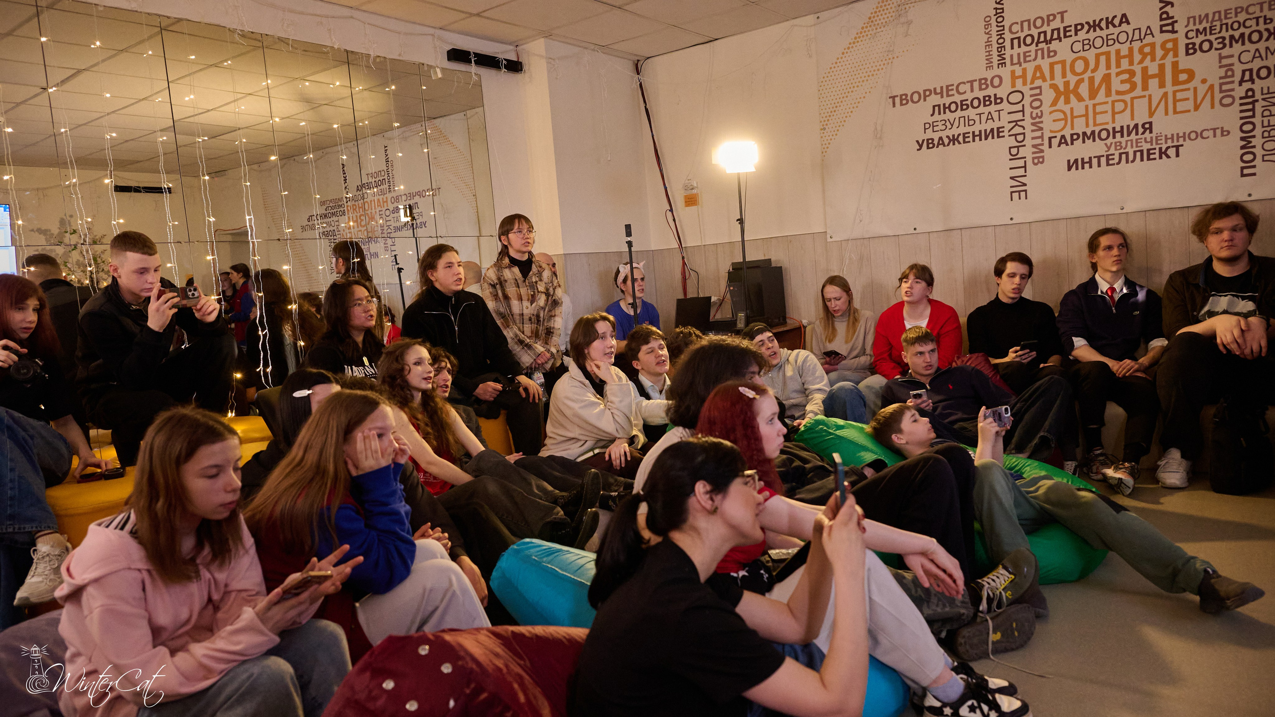 Тёплый Вечер (18.04.26 Чайка). Портретный и репортажный фотограф в Магадане Андрей Нефедов WinterCatPhoto