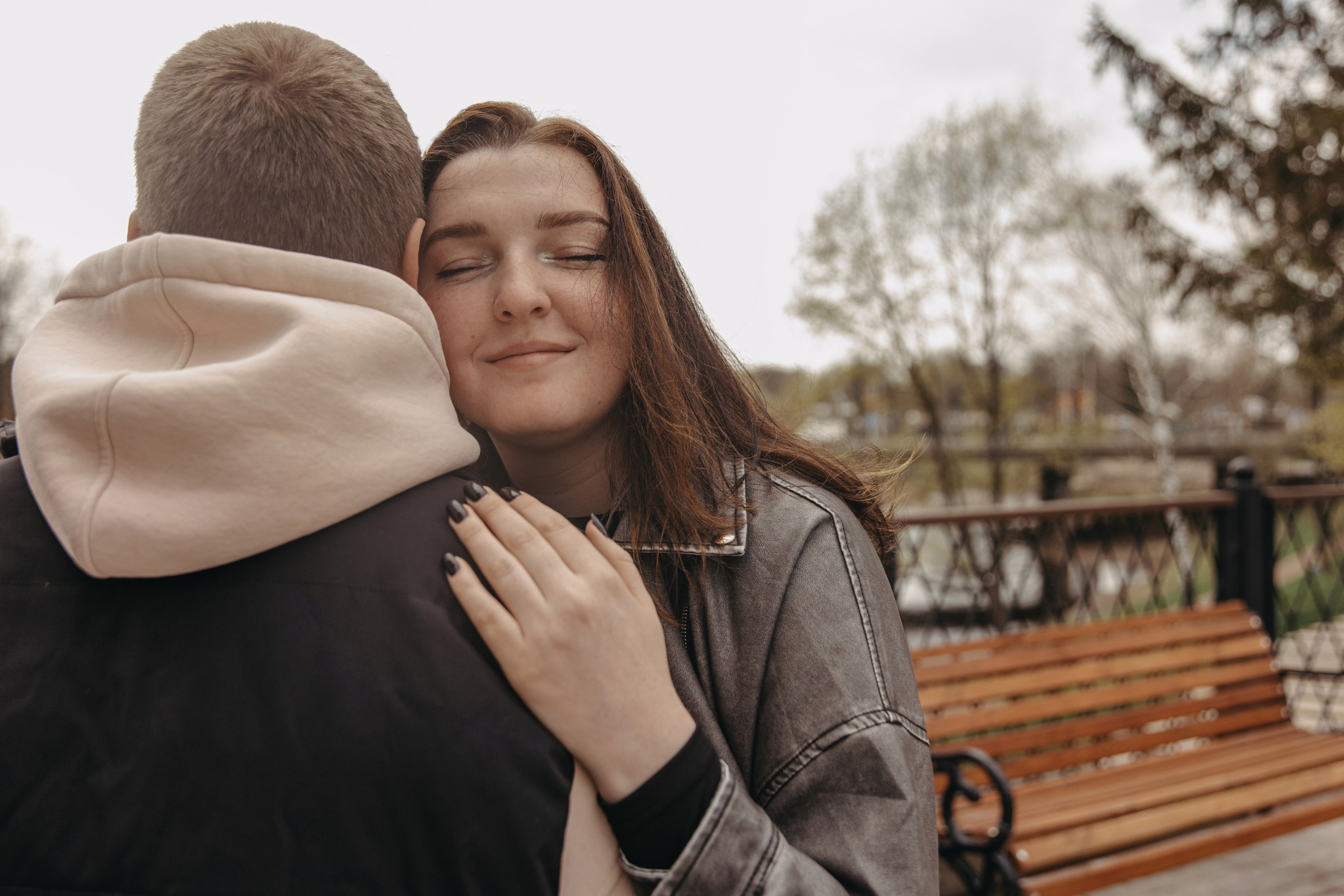 Фотограф в Рыбинске – лав-стори для пары на природе