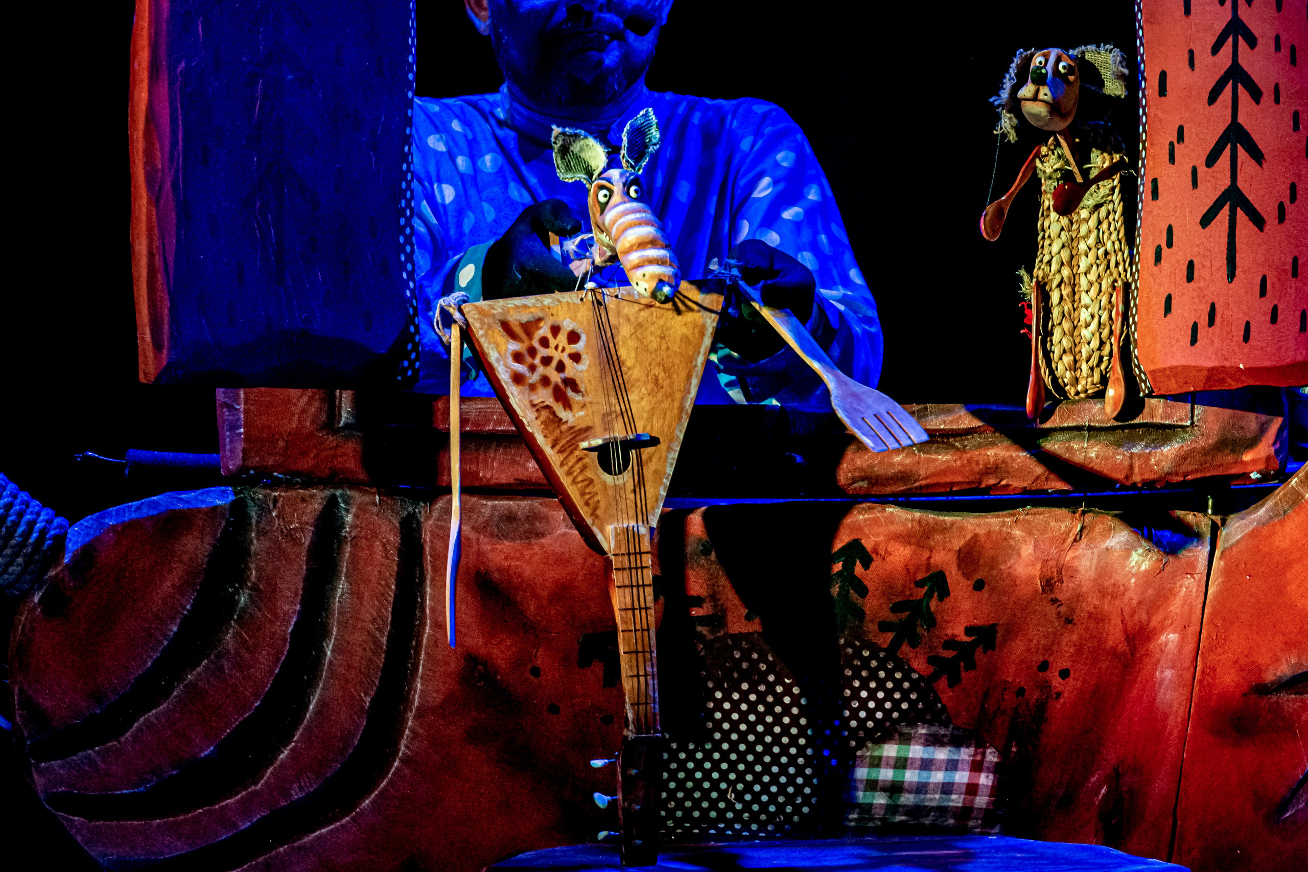 Лапотные сказки спектакль театра Саквояж. Фотограф в Сочи Юрий Шептаев