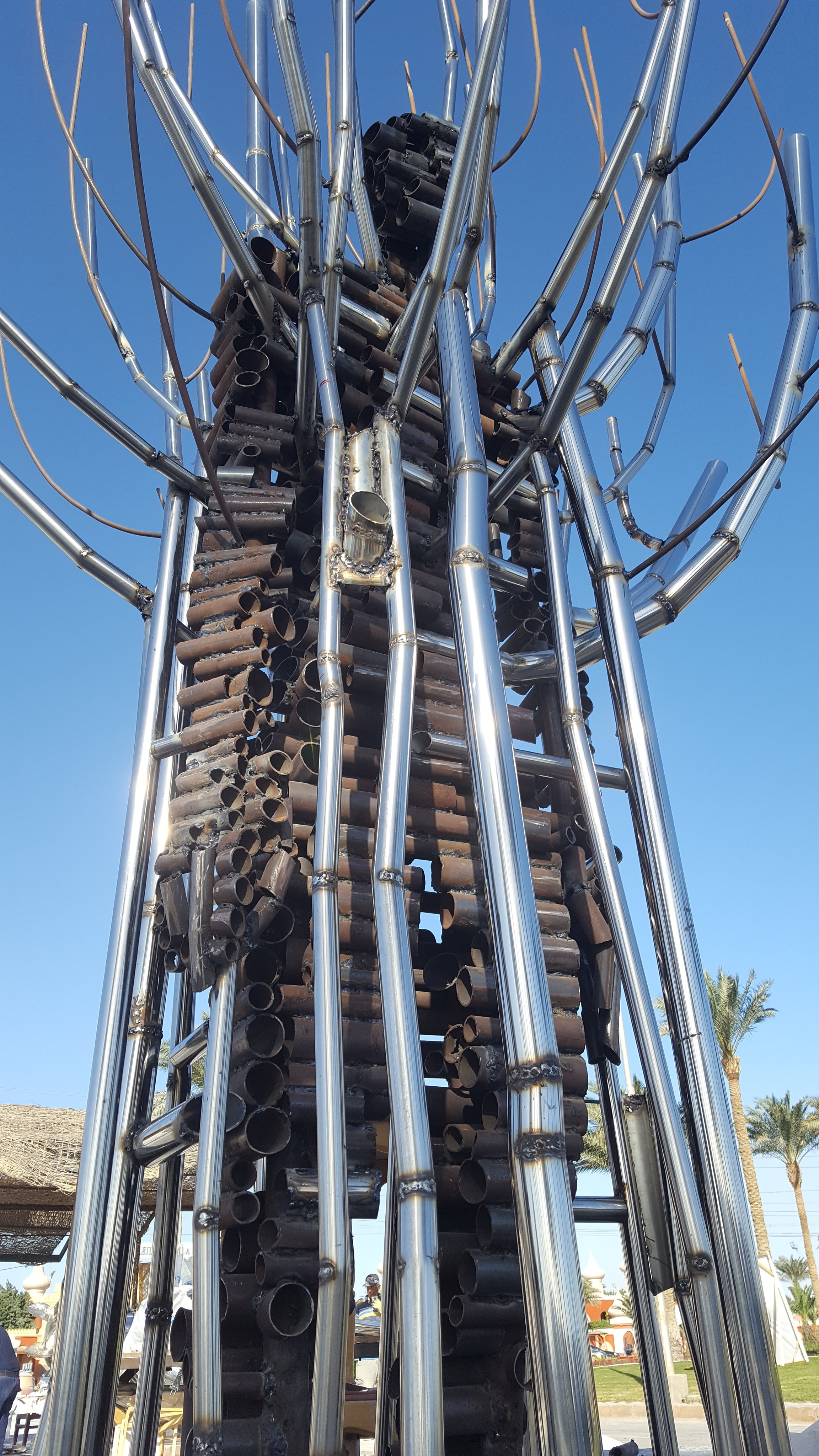 Человек дерево / Египет/ Хургада / 2018. Художник — скульптор Антонина Фатхуллина