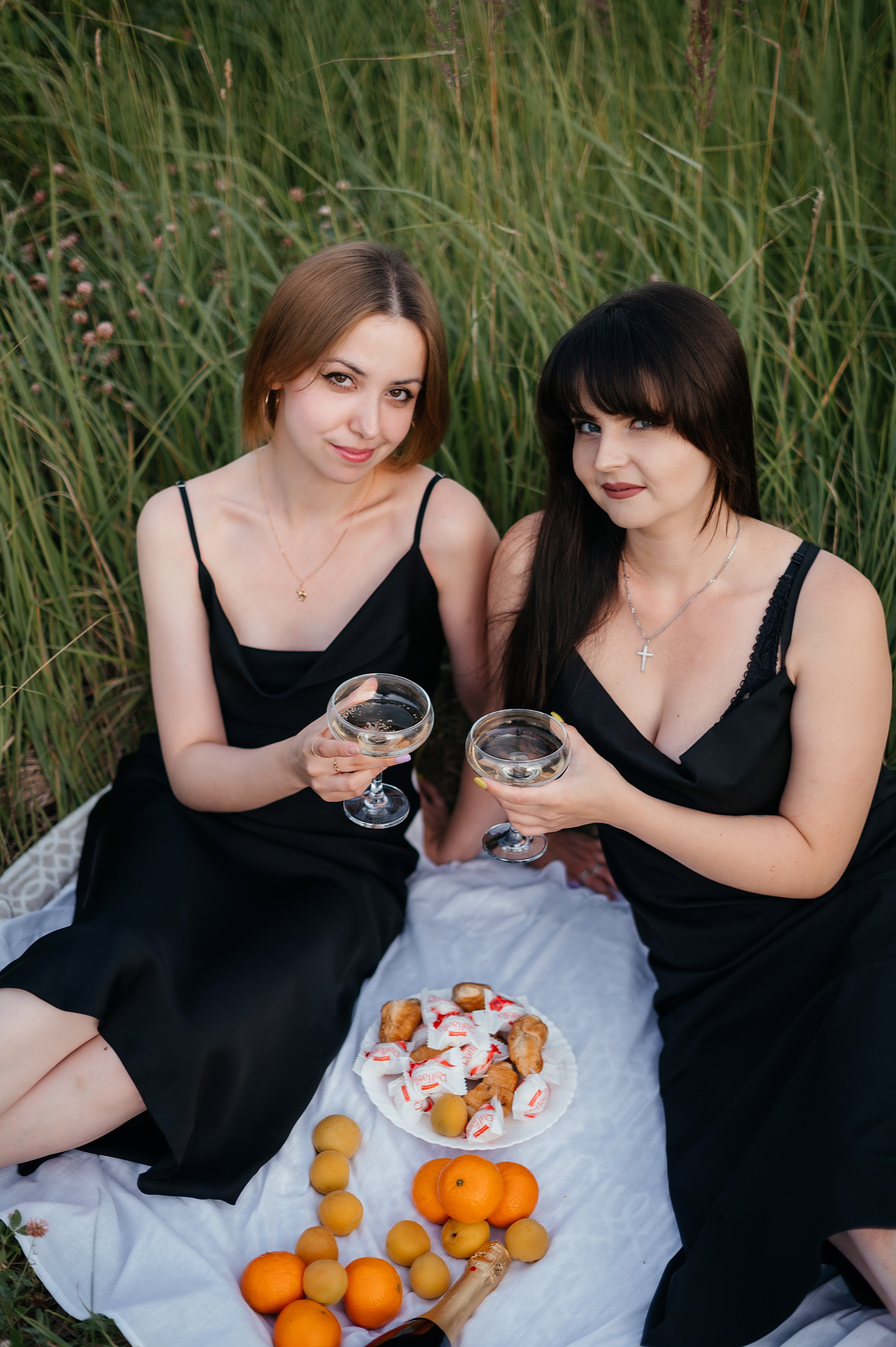 Настя и Алена. Наставник по мобильной съемке и фотограф Тула Новомосковск