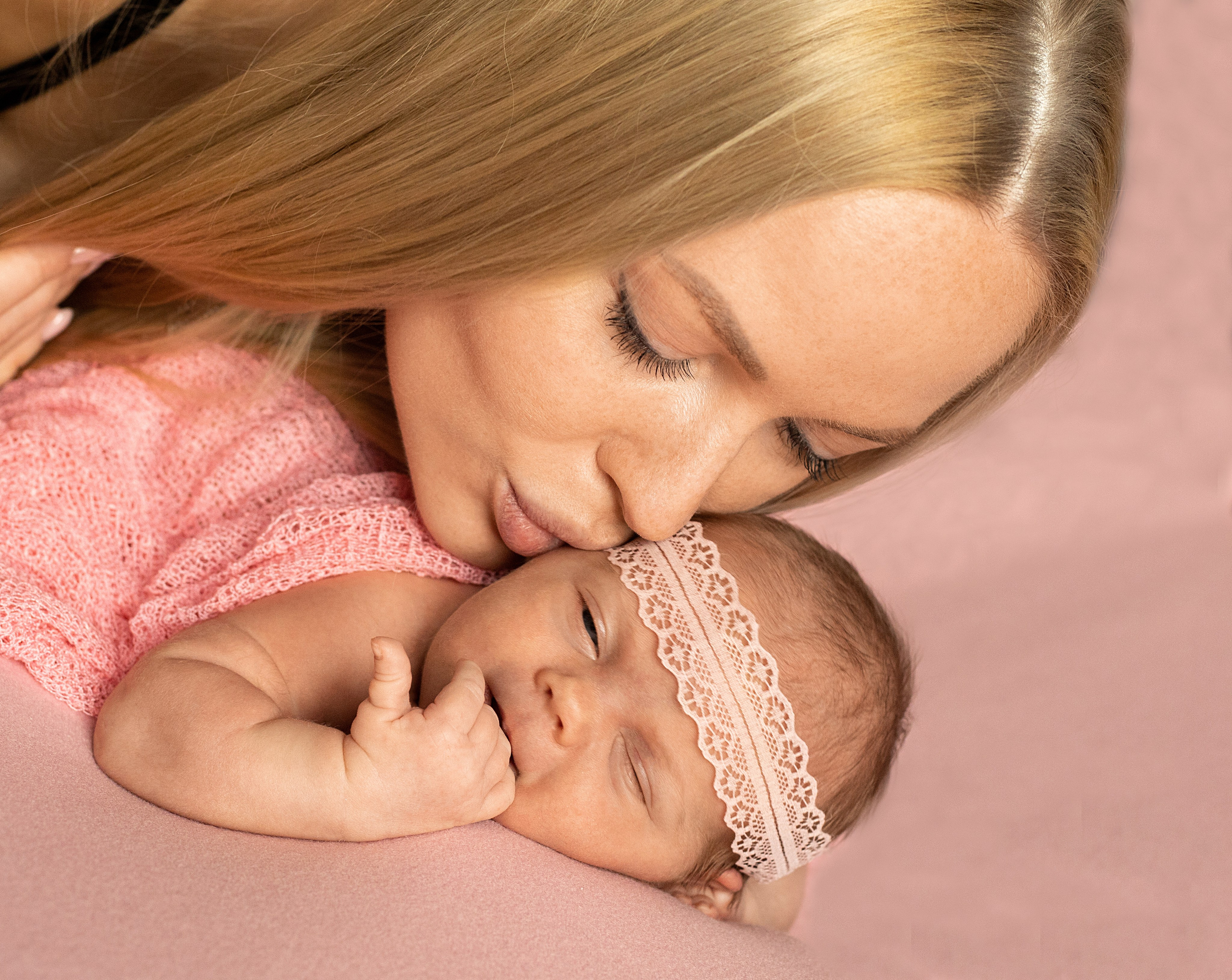 Новорожденные. Фотограф новорожденных в Екатеринбурге