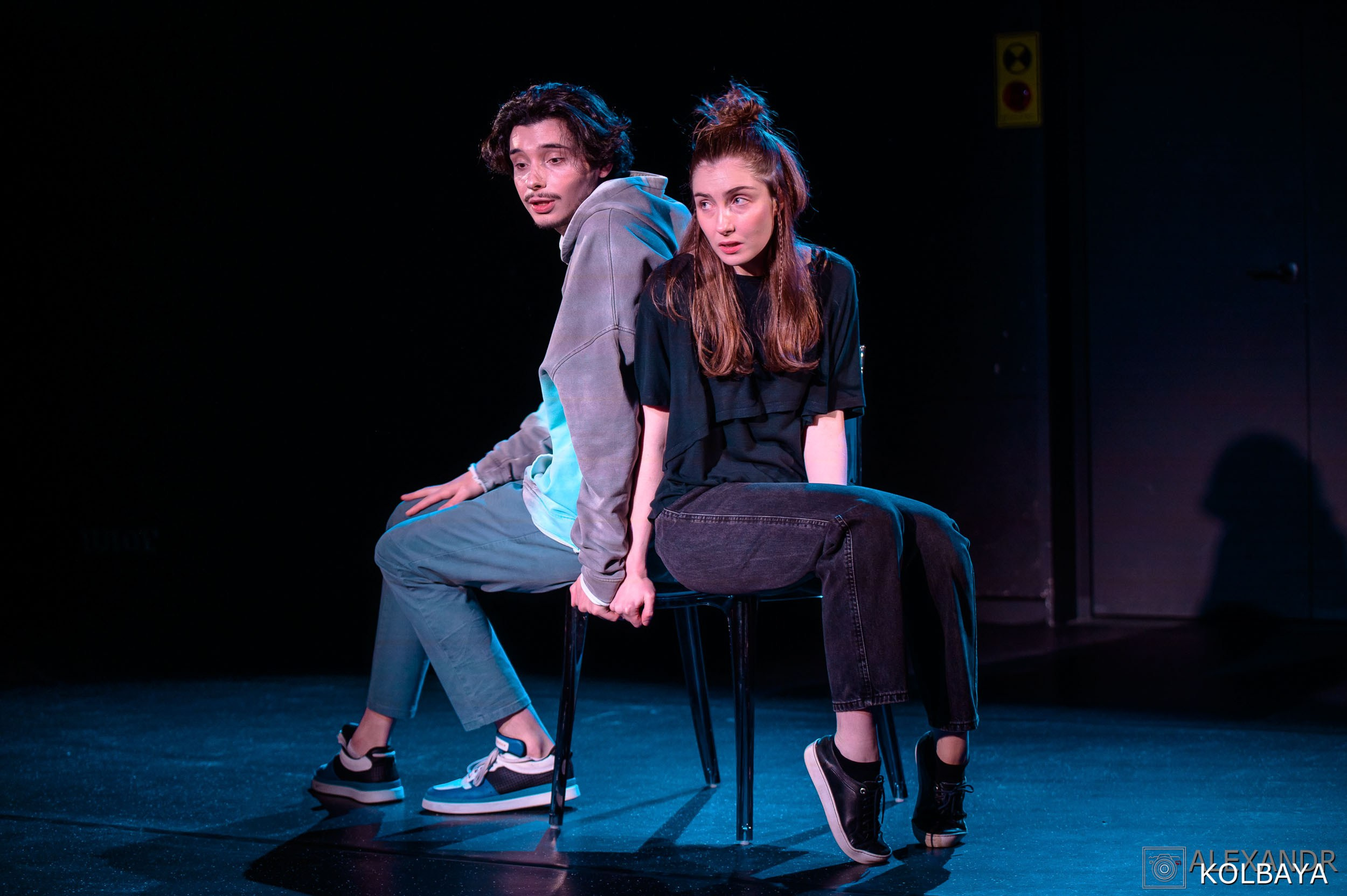 Спектакль «Мама, я блогер». Концертный и театральный репортажный фотограф в Москве Александр Колбая