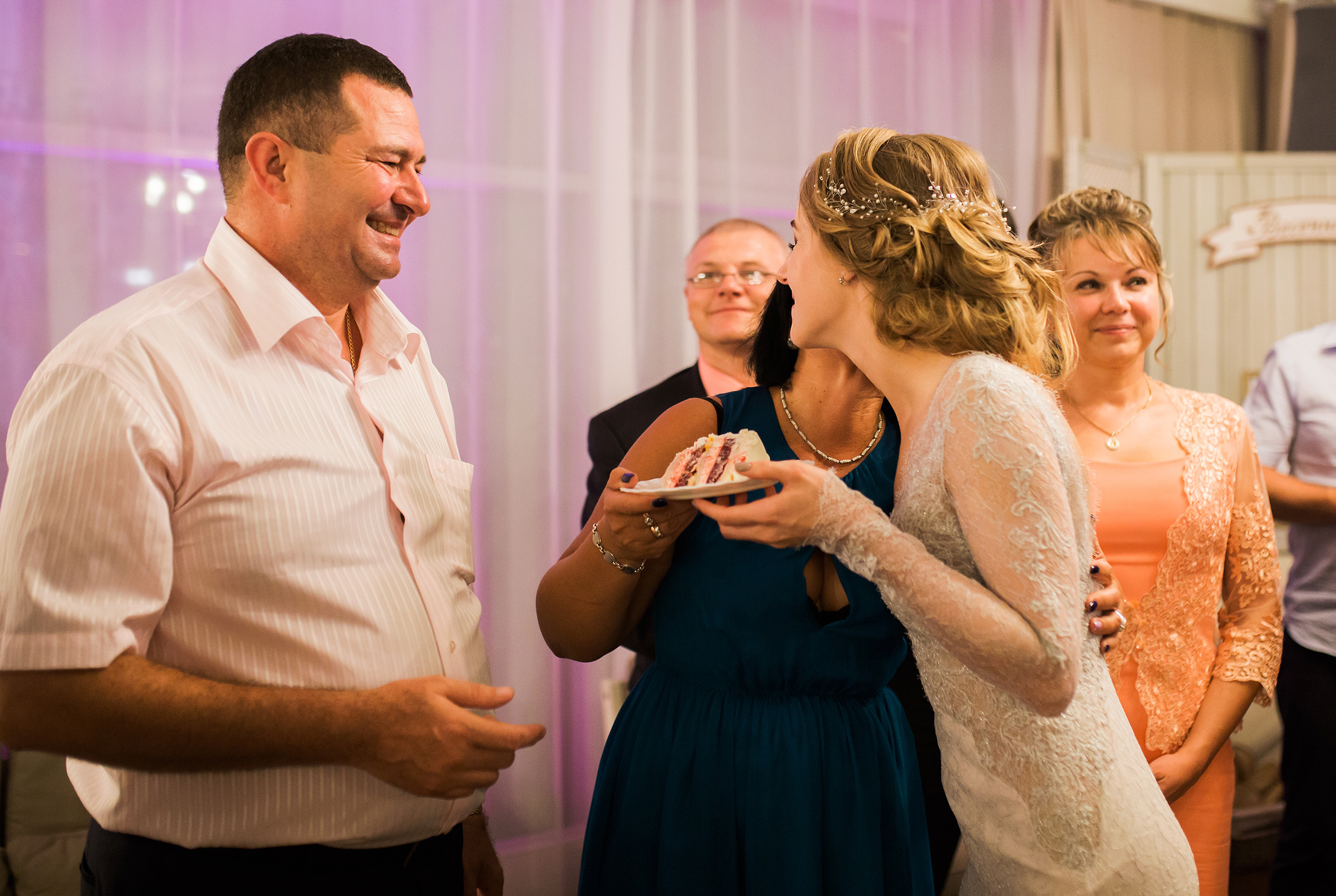 ЛИДИЯ и ДАНИИЛ. Свадебный и семейный пленочный фотограф в Петербурге Истомина Ирина
