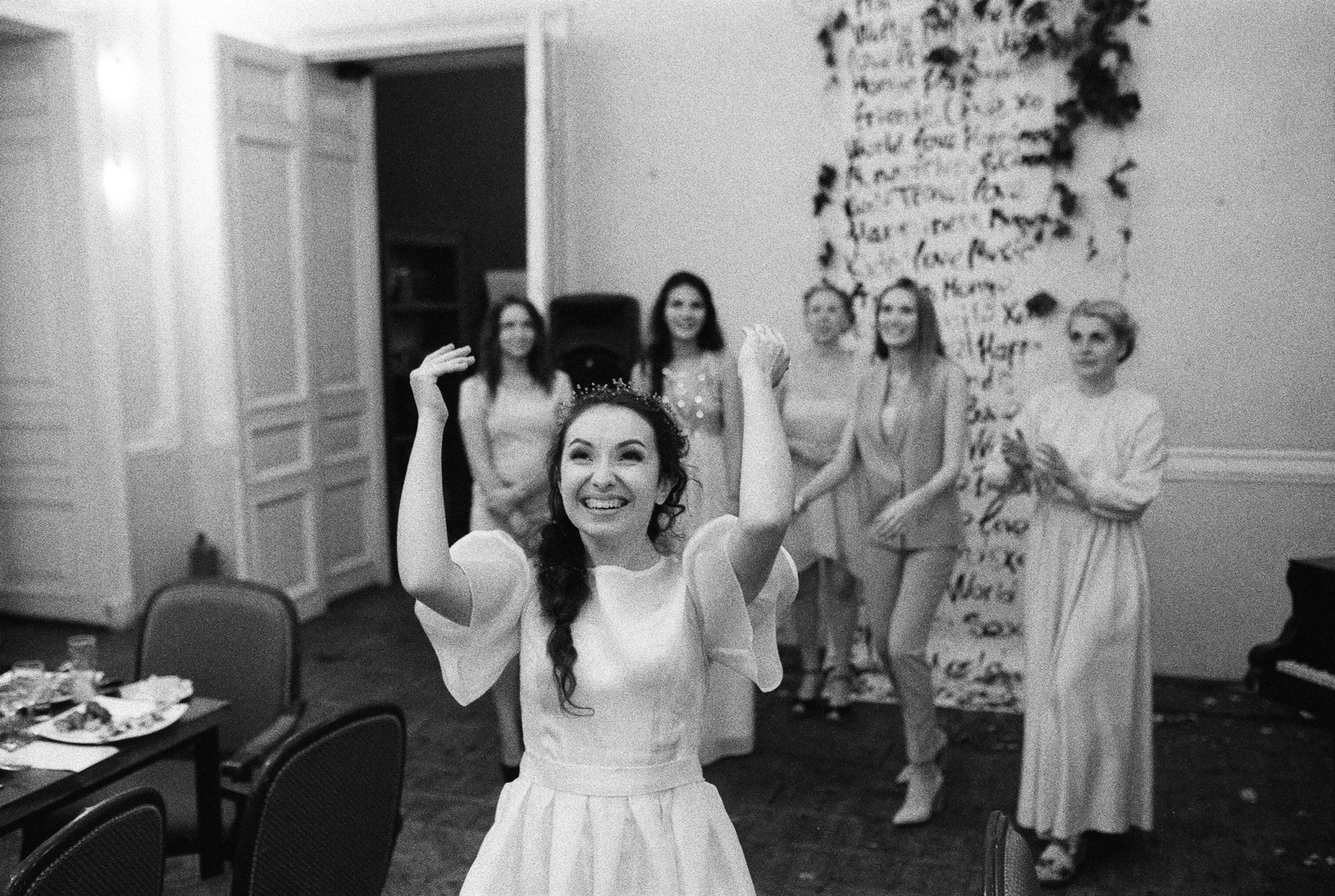 ЕЛЕНА и ИГОРЬ. Свадебный и семейный пленочный фотограф в Петербурге Истомина Ирина