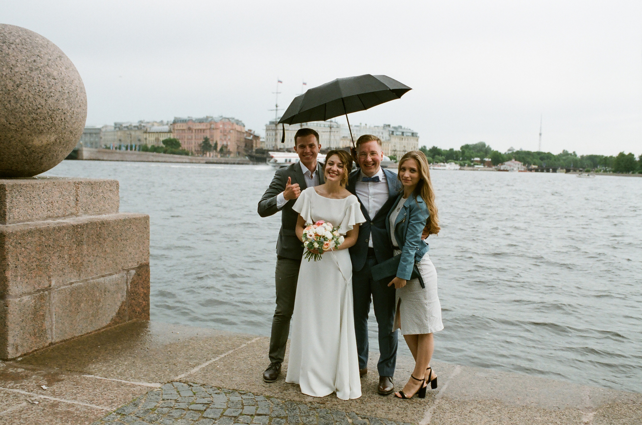 МАРИЯ и ГРИГОРИЙ. Свадебный и семейный пленочный фотограф в Петербурге Истомина Ирина