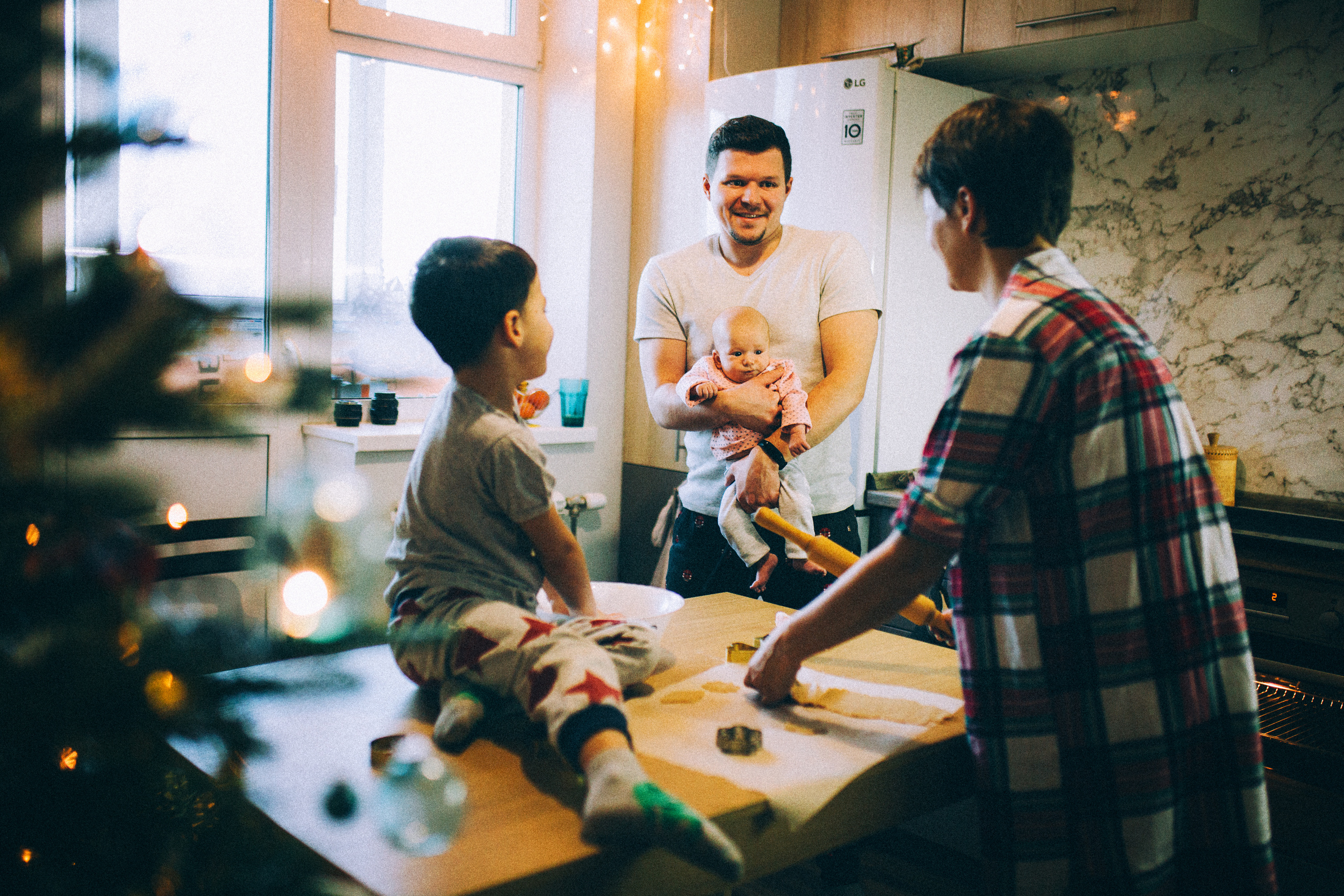 Лида Лёша Лия Юра и собакен Ева. Свадебный и семейный пленочный фотограф в Петербурге Истомина Ирина