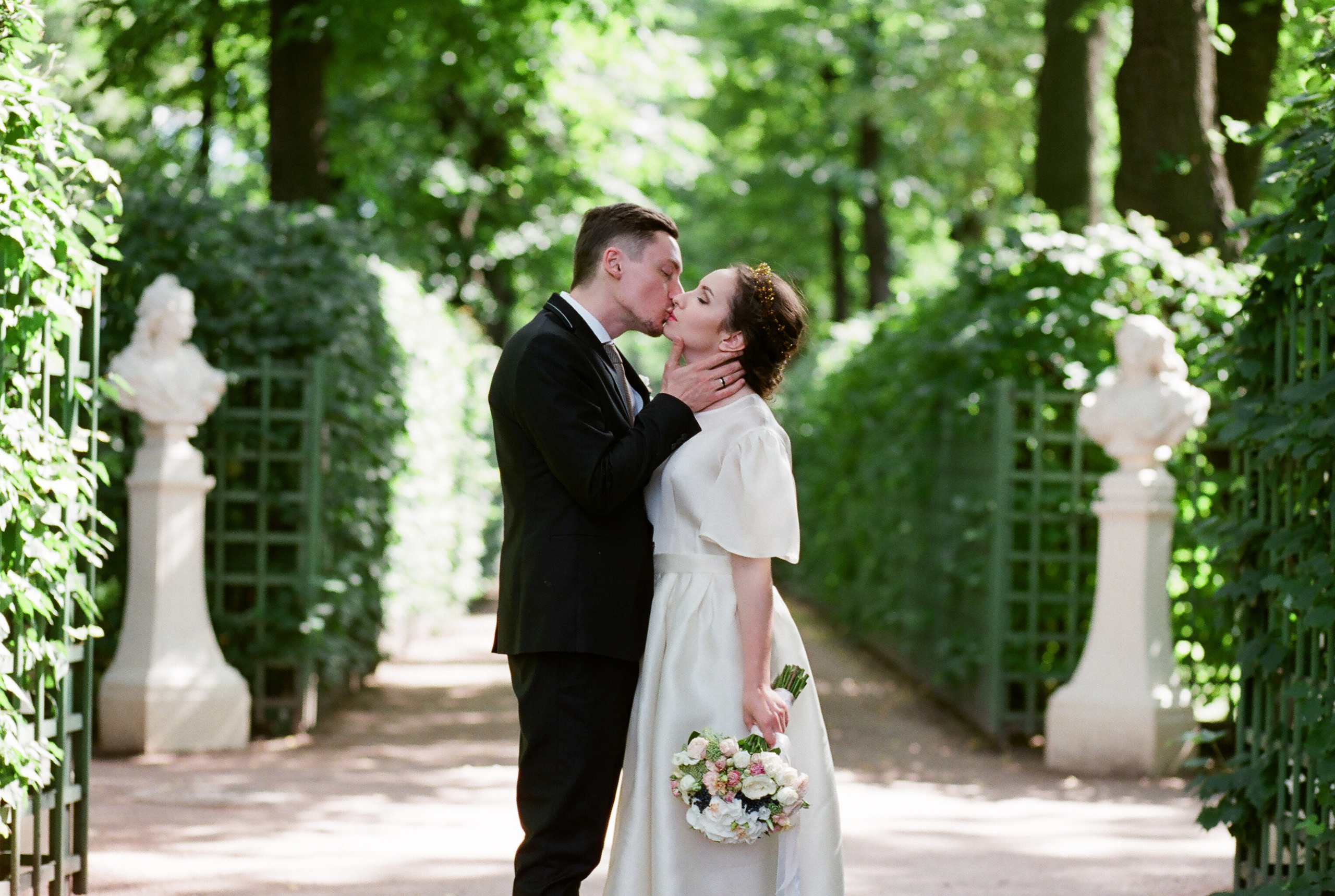 ЕЛЕНА и ИГОРЬ. Свадебный и семейный пленочный фотограф в Петербурге Истомина Ирина