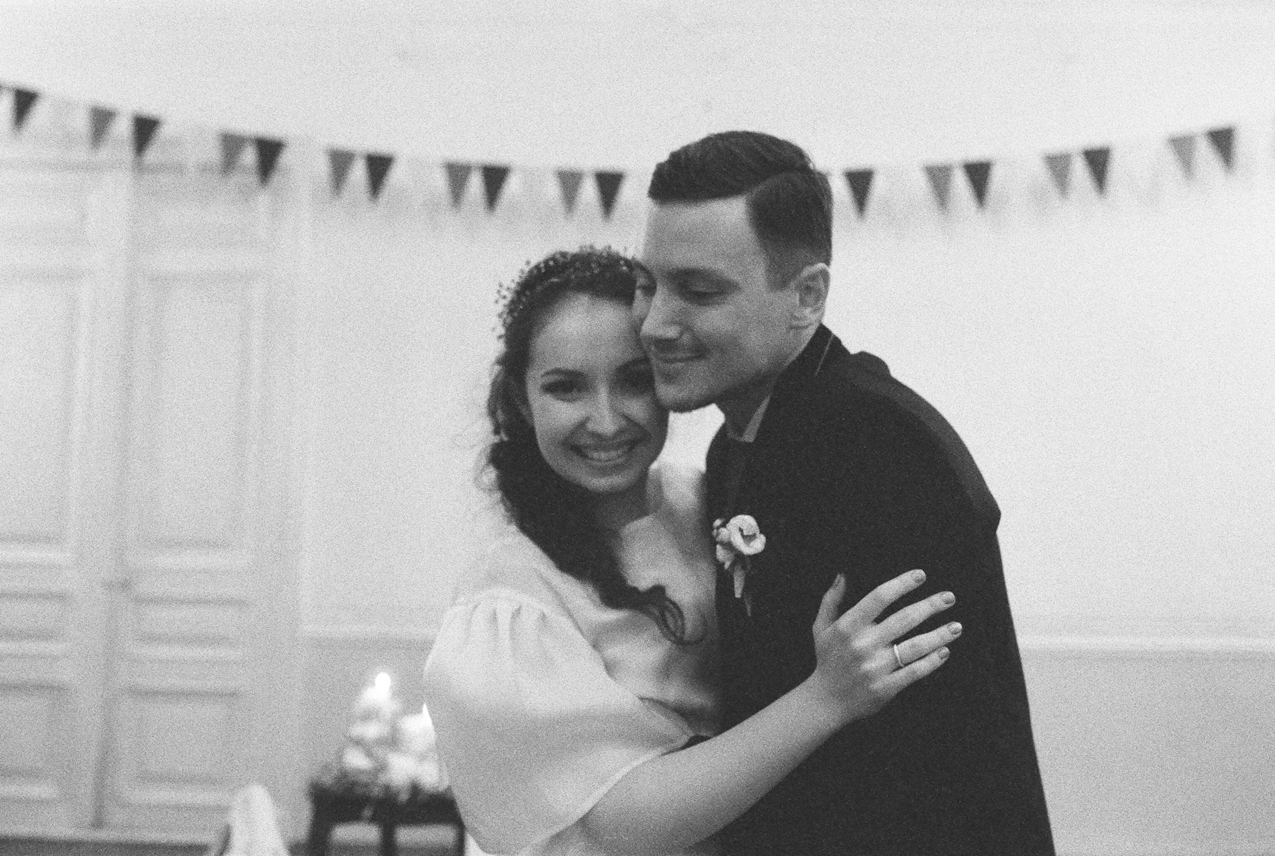 ЕЛЕНА и ИГОРЬ. Свадебный и семейный пленочный фотограф в Петербурге Истомина Ирина