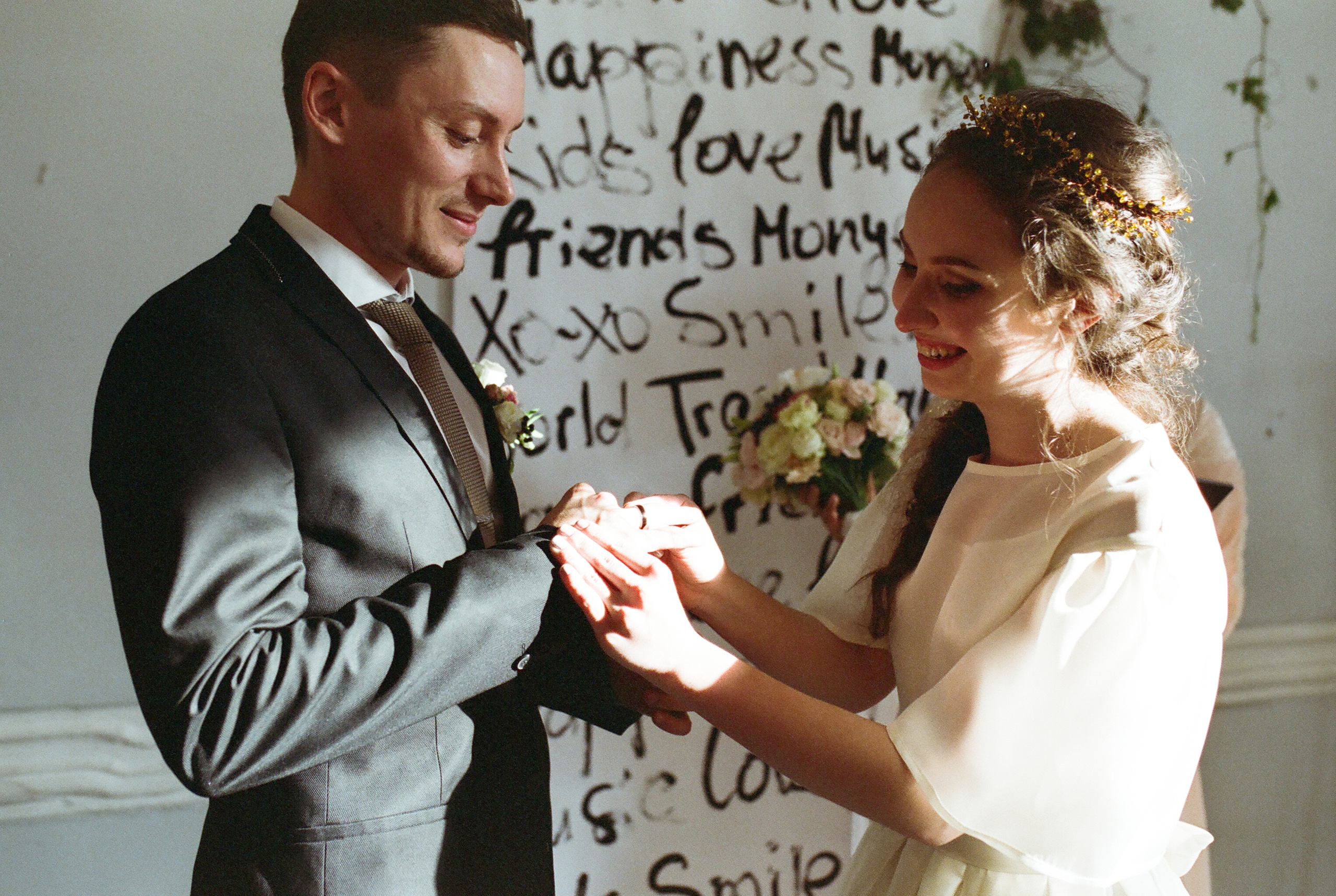 ЕЛЕНА и ИГОРЬ. Свадебный и семейный пленочный фотограф в Петербурге Истомина Ирина