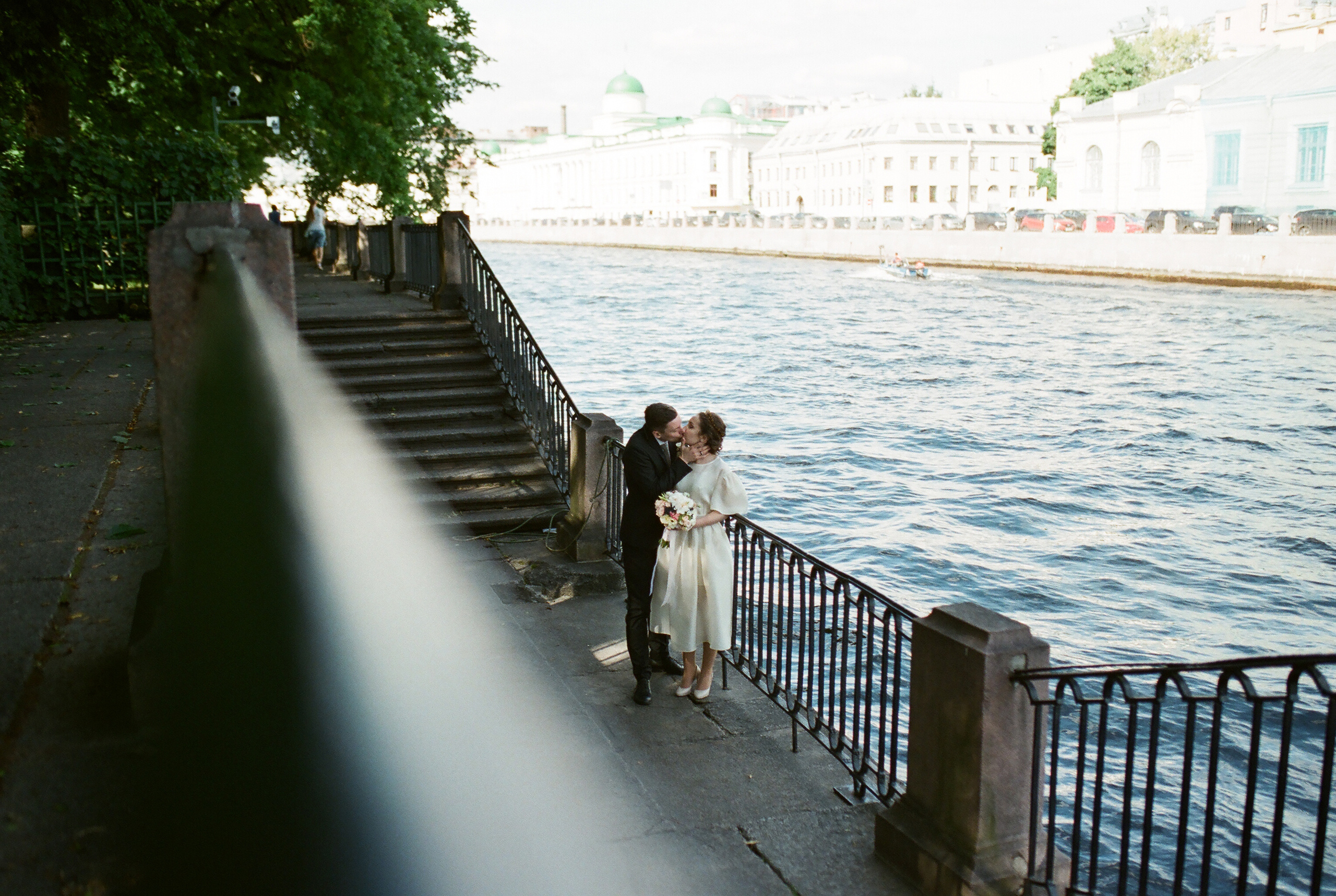 ЕЛЕНА и ИГОРЬ. Свадебный и семейный пленочный фотограф в Петербурге Истомина Ирина