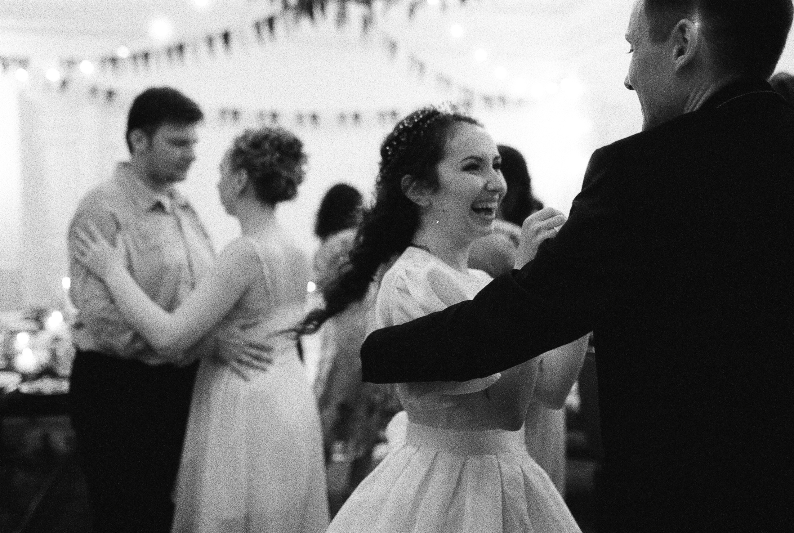 ЕЛЕНА и ИГОРЬ. Свадебный и семейный пленочный фотограф в Петербурге Истомина Ирина