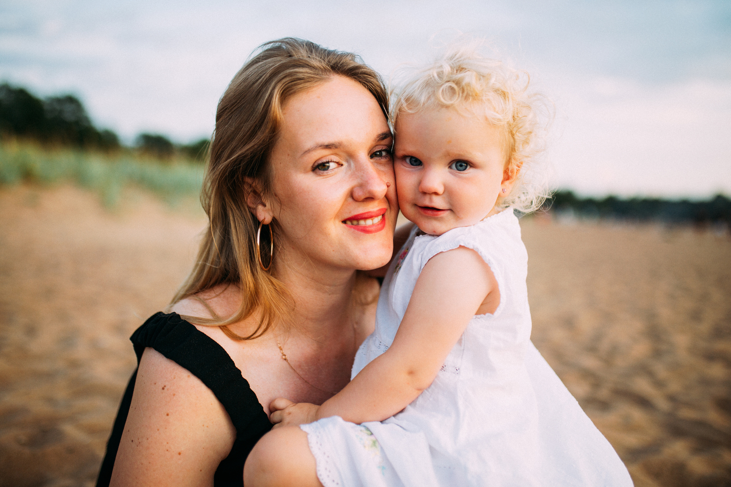 Оля Кирилл Матвей и Марта. Свадебный и семейный пленочный фотограф в Петербурге Истомина Ирина