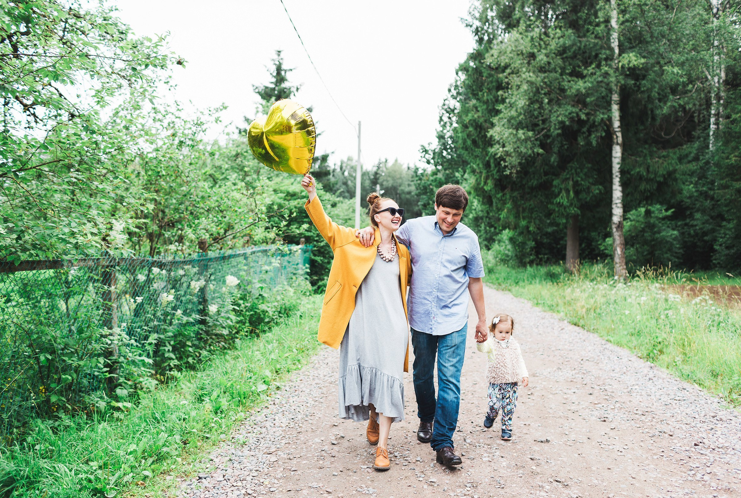 Наталья Саша Тёма и Даша. Свадебный и семейный пленочный фотограф в Петербурге Истомина Ирина