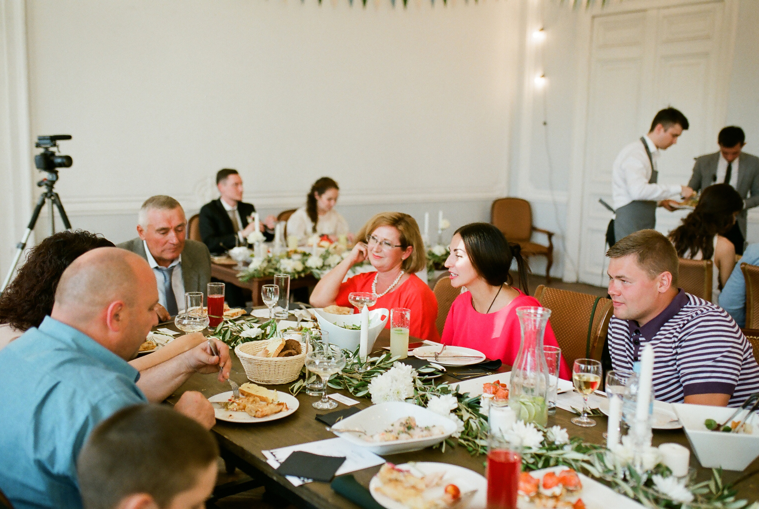 ЕЛЕНА и ИГОРЬ. Свадебный и семейный пленочный фотограф в Петербурге Истомина Ирина