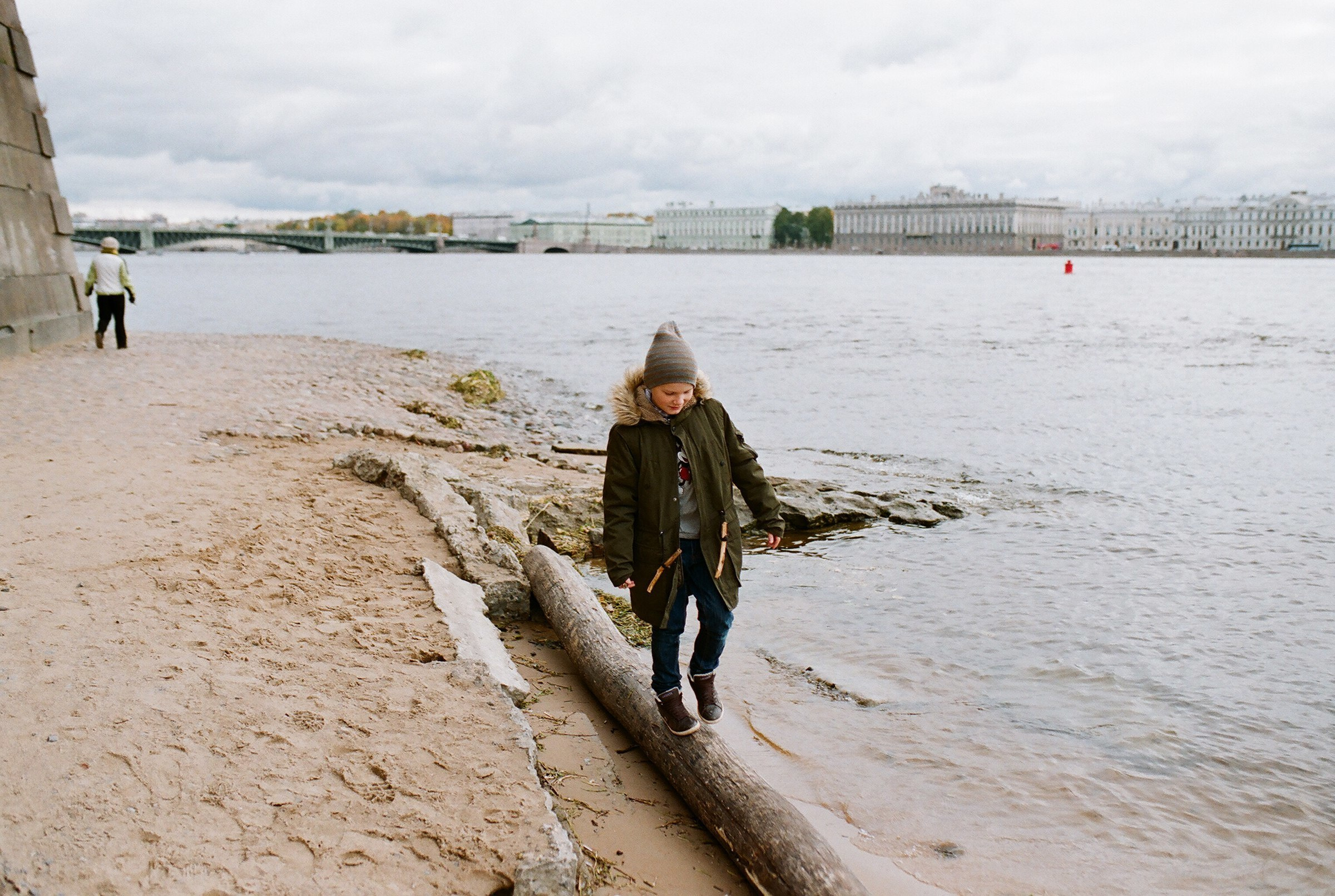 Кирилл Оля и Матвей и Марта. Свадебный и семейный пленочный фотограф в Петербурге Истомина Ирина