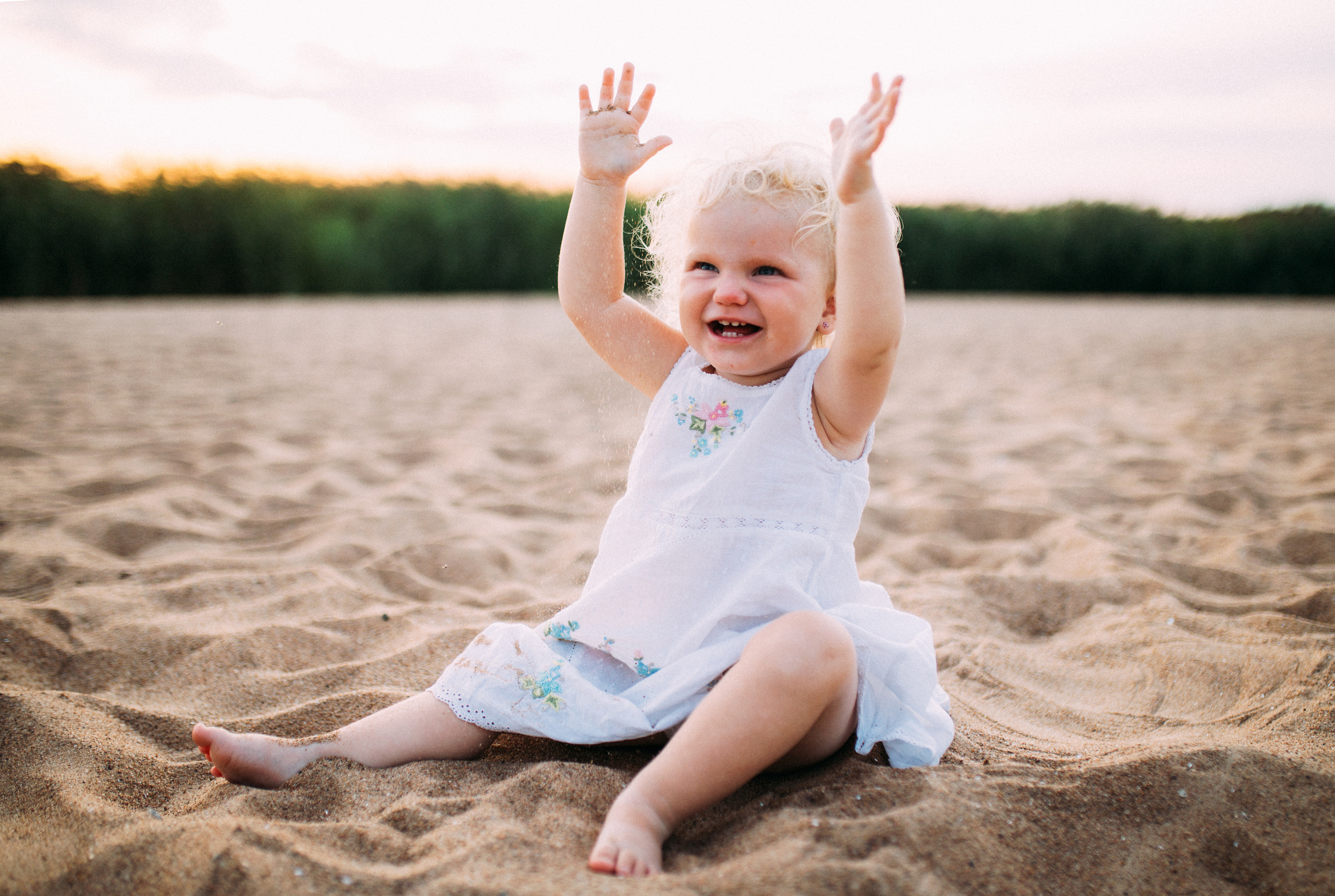 Оля Кирилл Матвей и Марта. Свадебный и семейный пленочный фотограф в Петербурге Истомина Ирина