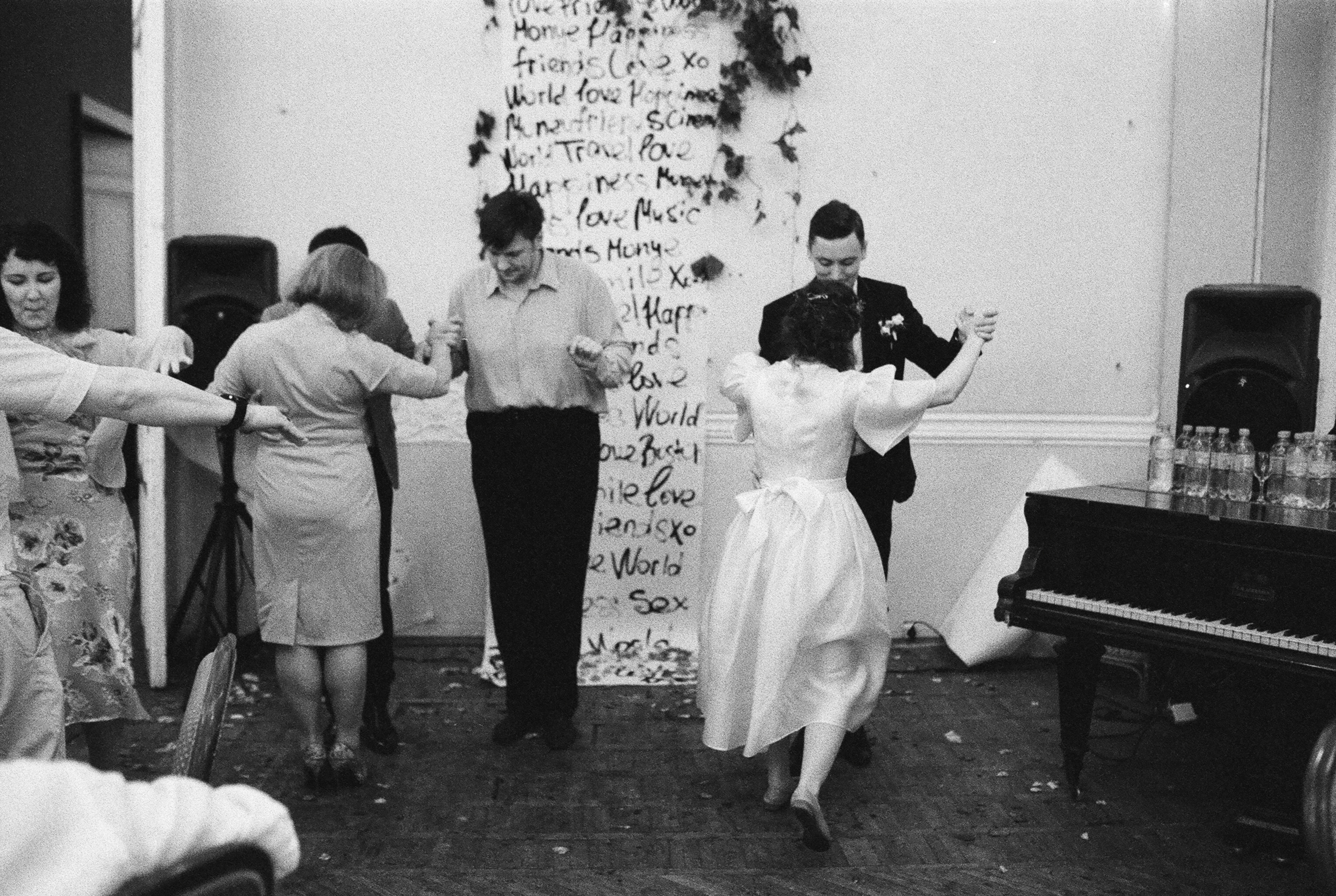 ЕЛЕНА и ИГОРЬ. Свадебный и семейный пленочный фотограф в Петербурге Истомина Ирина