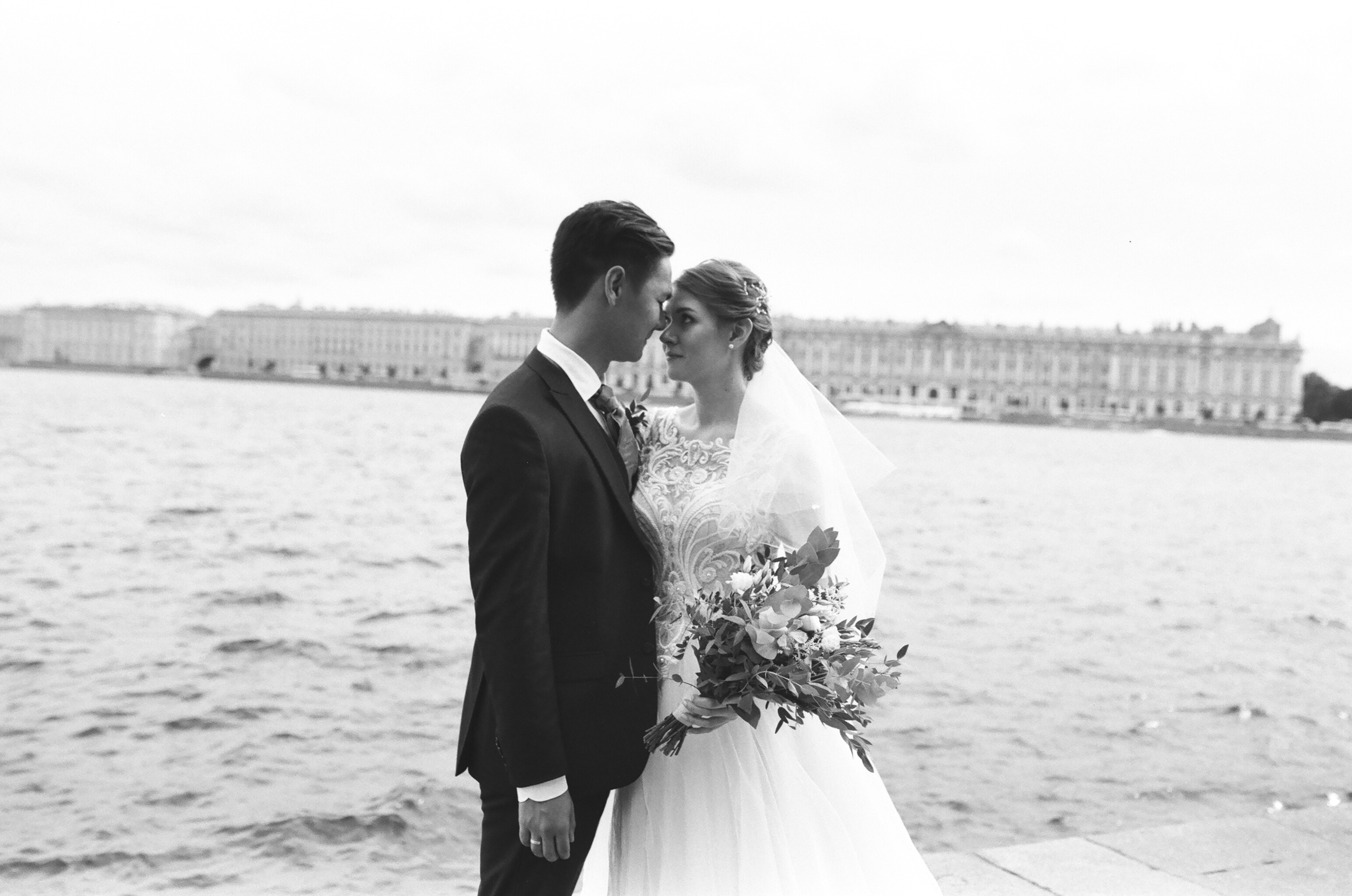 АЛЕКСАНДРА и СЕРГЕЙ. Свадебный и семейный пленочный фотограф в Петербурге Истомина Ирина