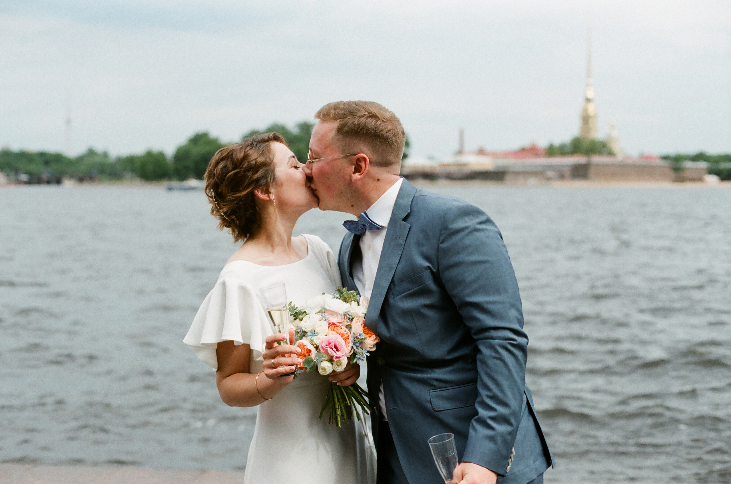МАРИЯ и ГРИГОРИЙ. Свадебный и семейный пленочный фотограф в Петербурге Истомина Ирина