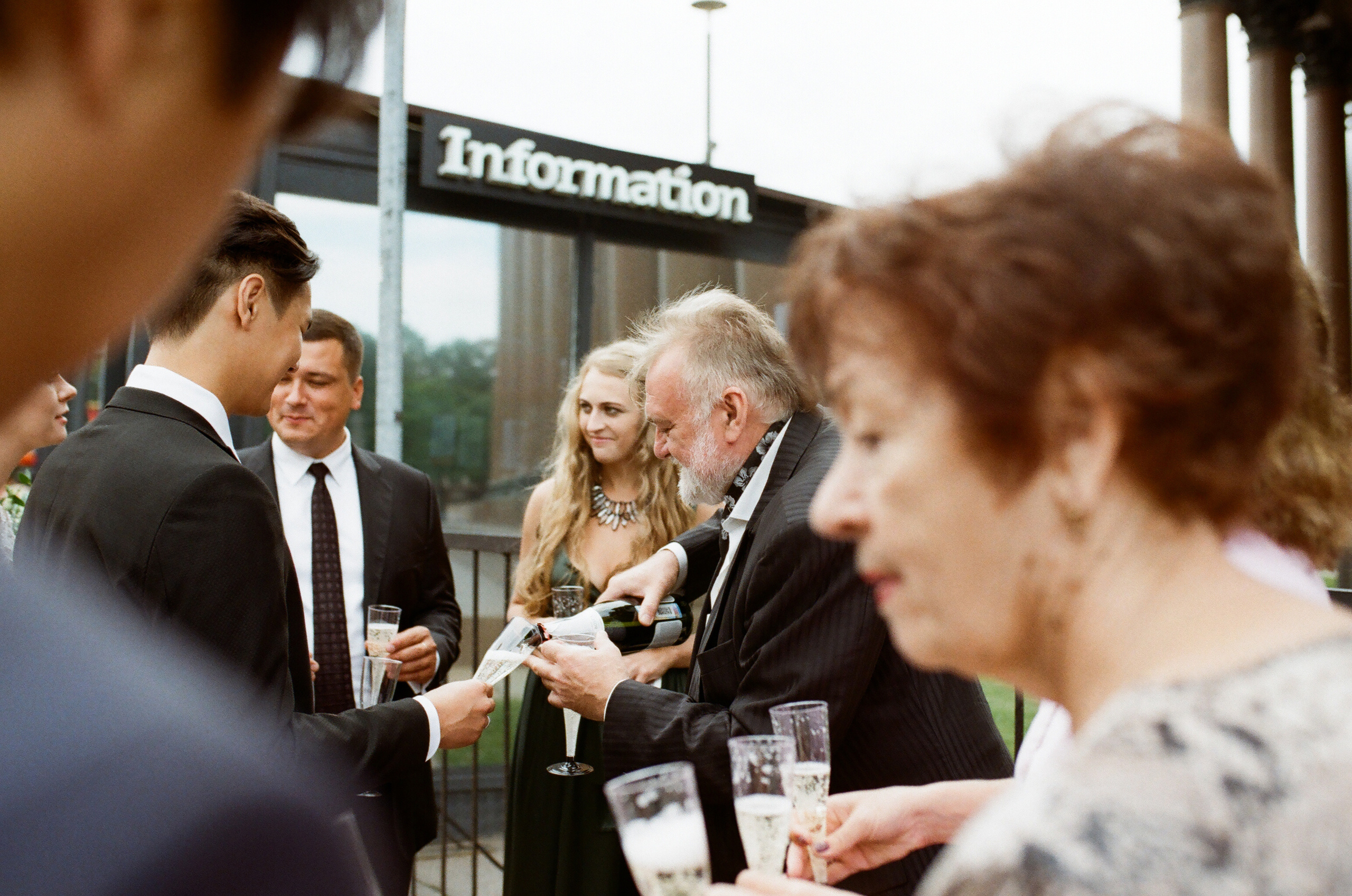 АЛЕКСАНДРА и СЕРГЕЙ. Свадебный и семейный пленочный фотограф в Петербурге Истомина Ирина