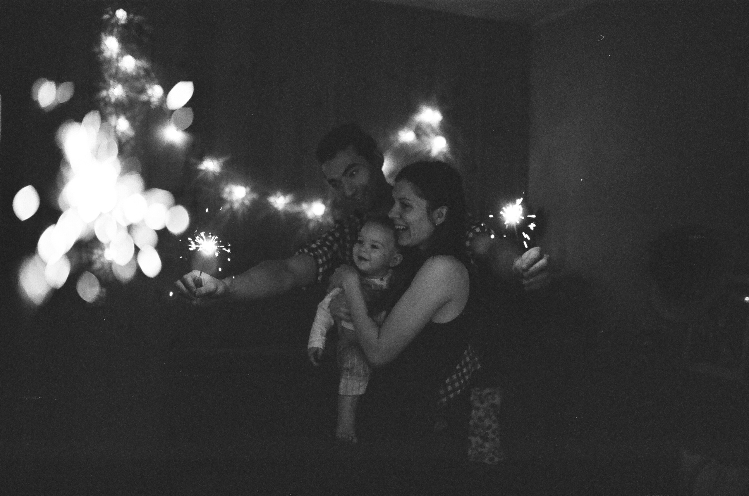 Настя Петя и Ваня. Свадебный и семейный пленочный фотограф в Петербурге Истомина Ирина