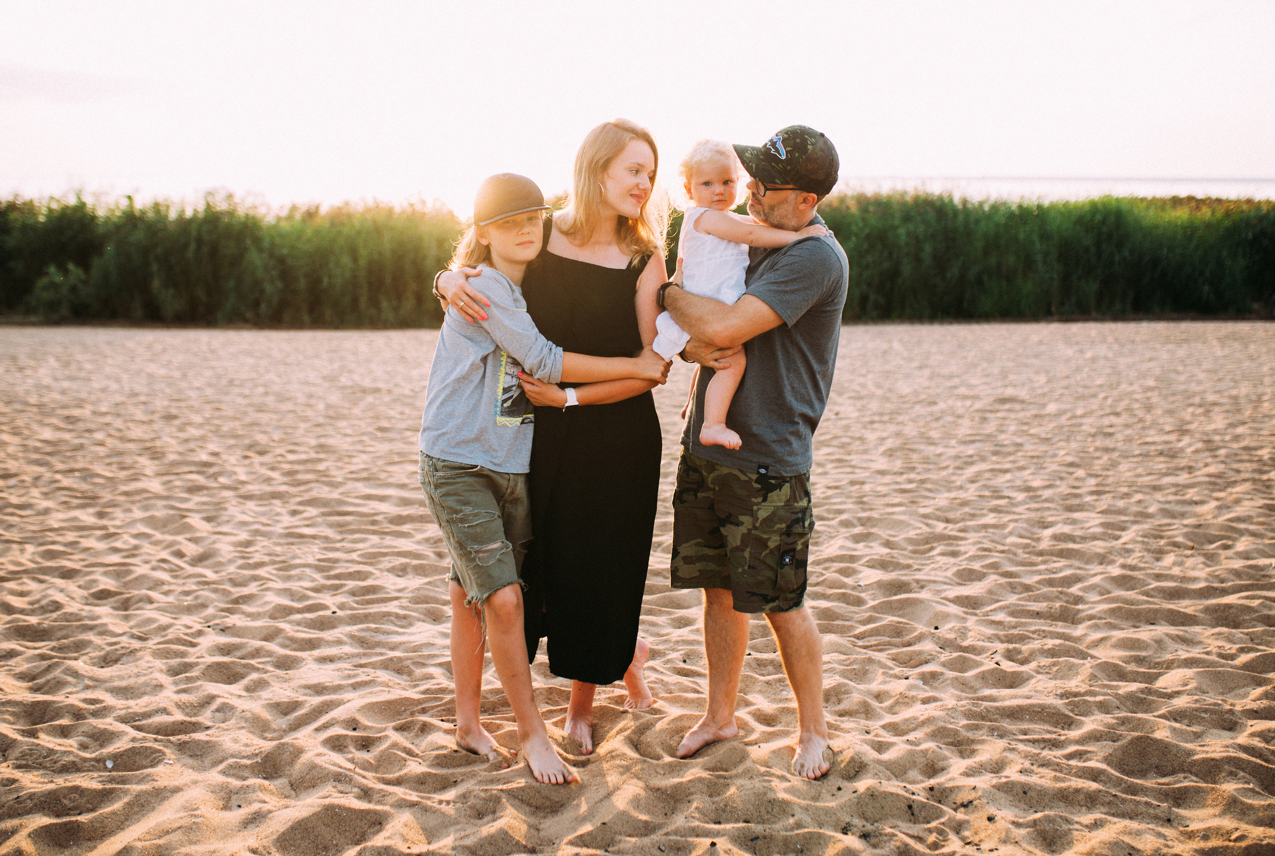 Оля Кирилл Матвей и Марта. Свадебный и семейный пленочный фотограф в Петербурге Истомина Ирина