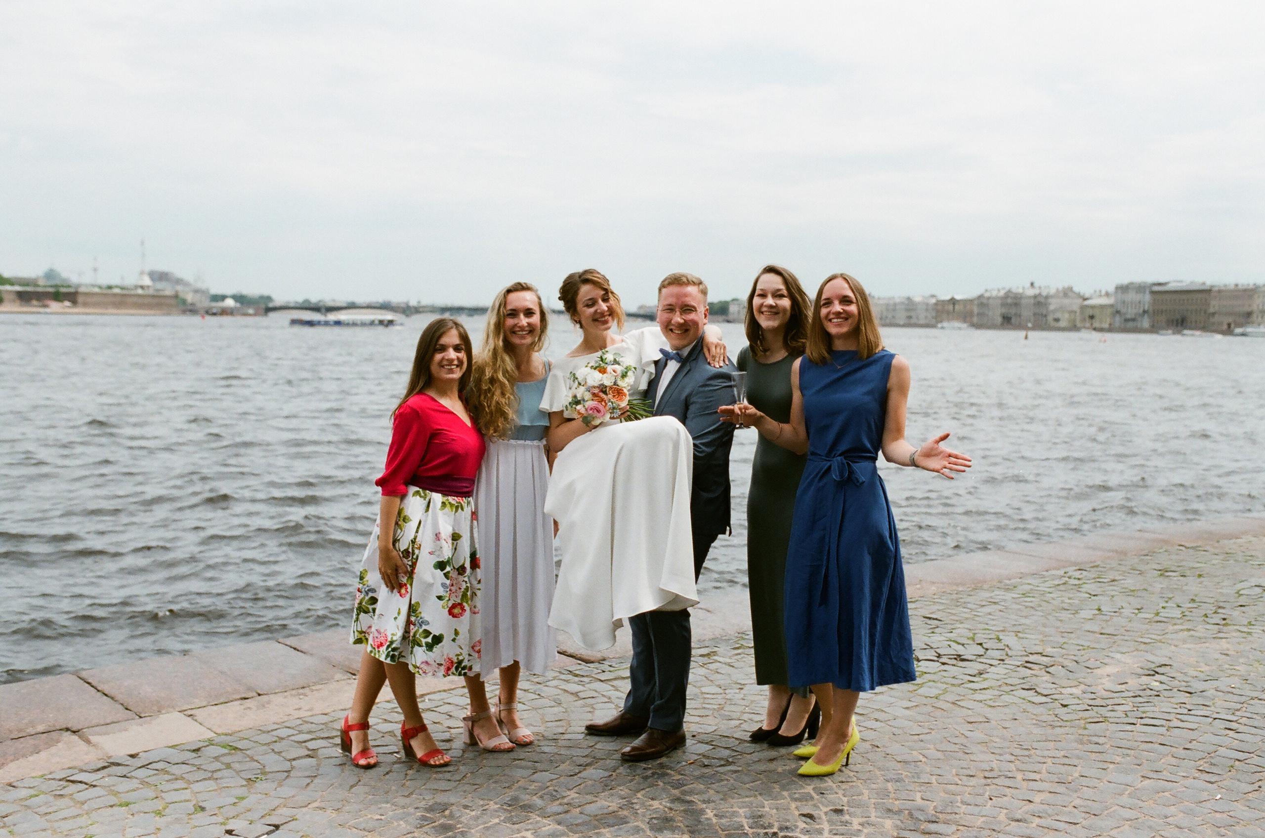 МАРИЯ и ГРИГОРИЙ. Свадебный и семейный пленочный фотограф в Петербурге Истомина Ирина