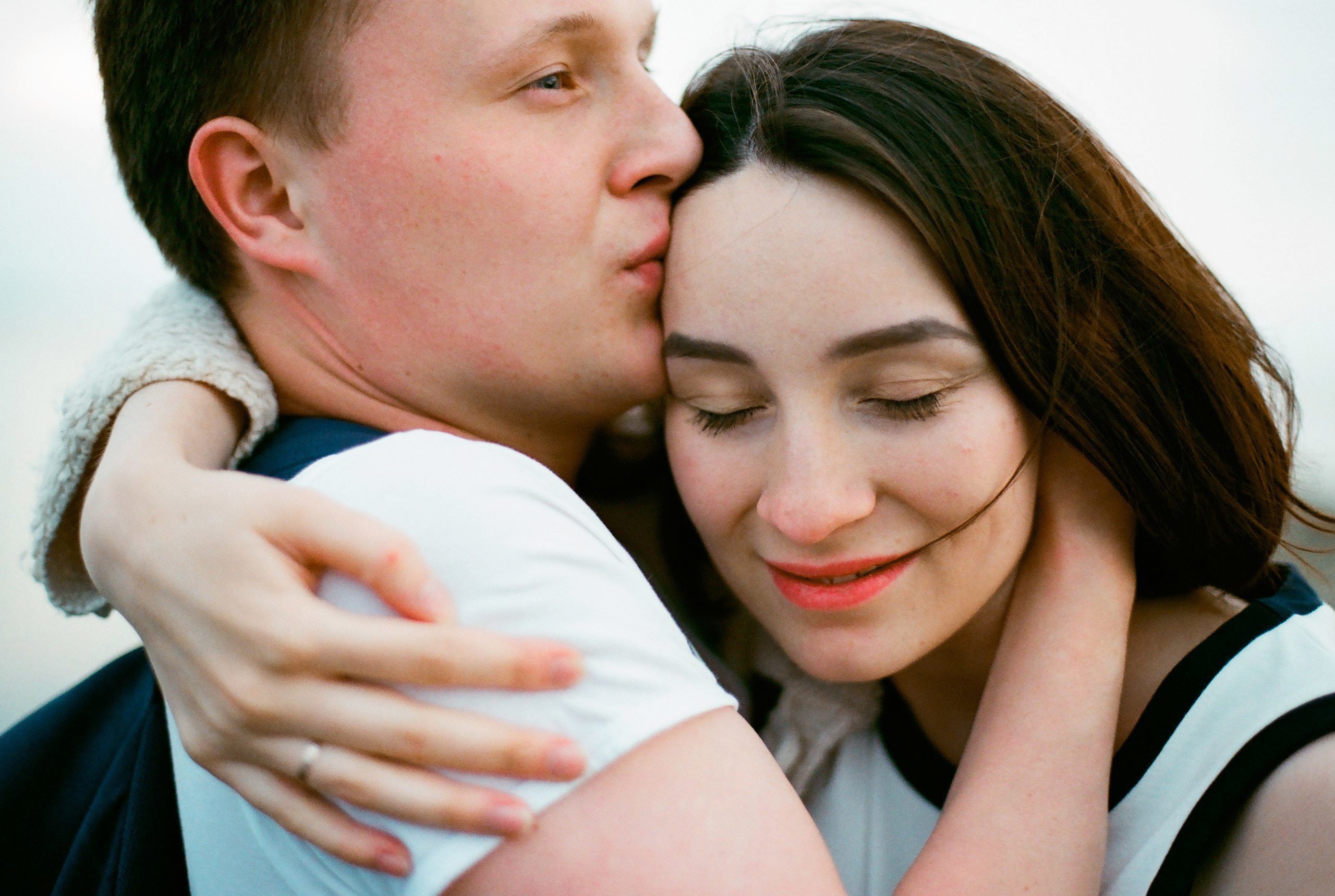 Радмил и Алена. Свадебный и семейный пленочный фотограф в Петербурге Истомина Ирина