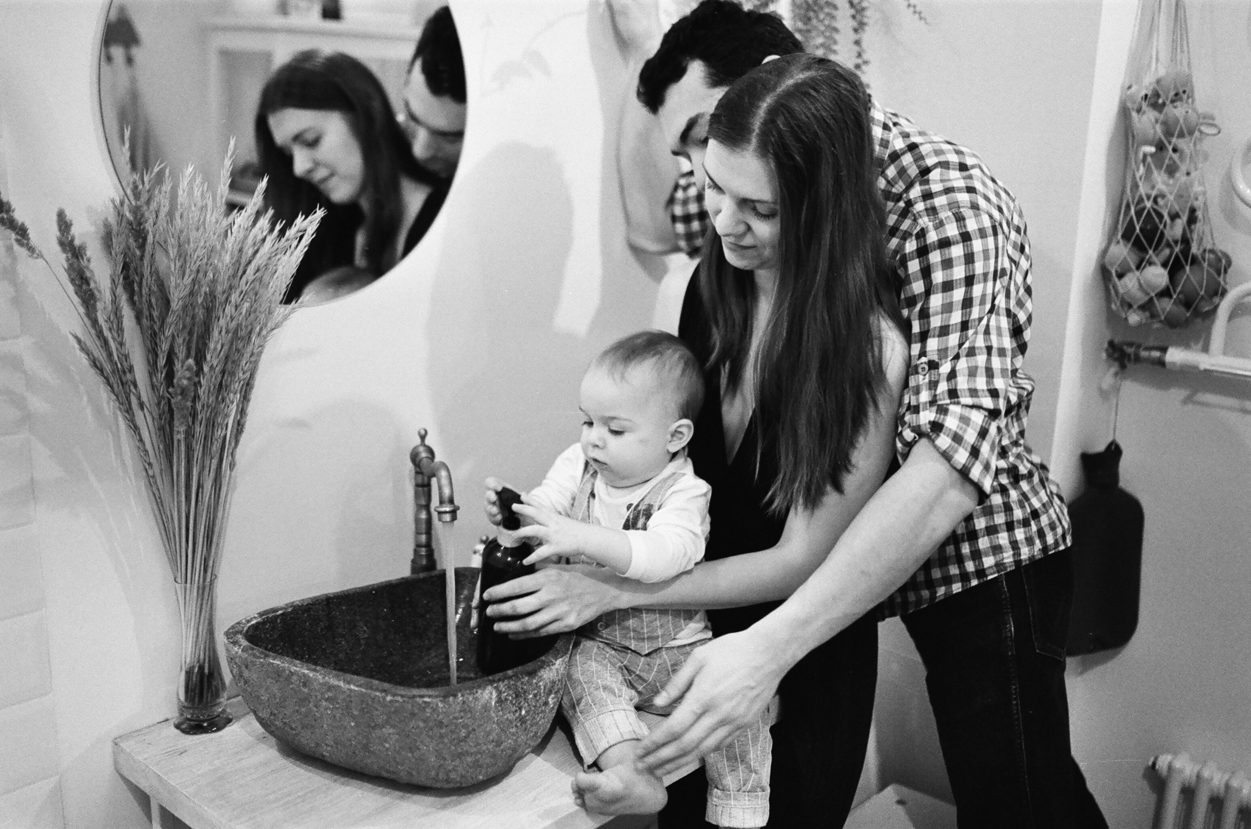 Настя Петя и Ваня. Свадебный и семейный пленочный фотограф в Петербурге Истомина Ирина