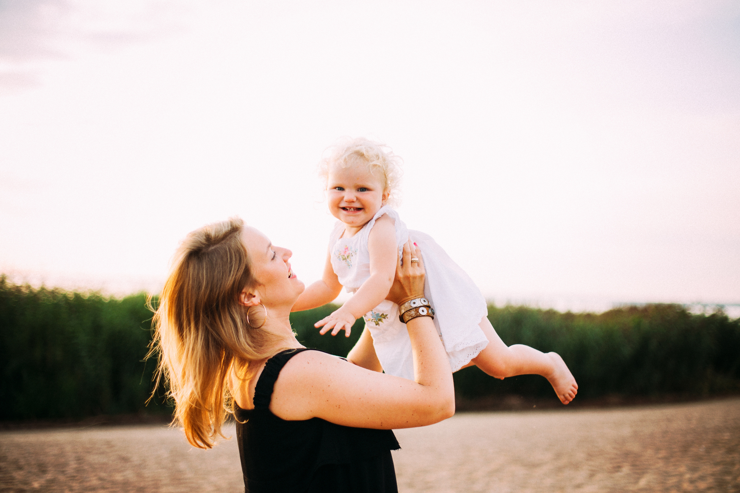 Оля Кирилл Матвей и Марта. Свадебный и семейный пленочный фотограф в Петербурге Истомина Ирина