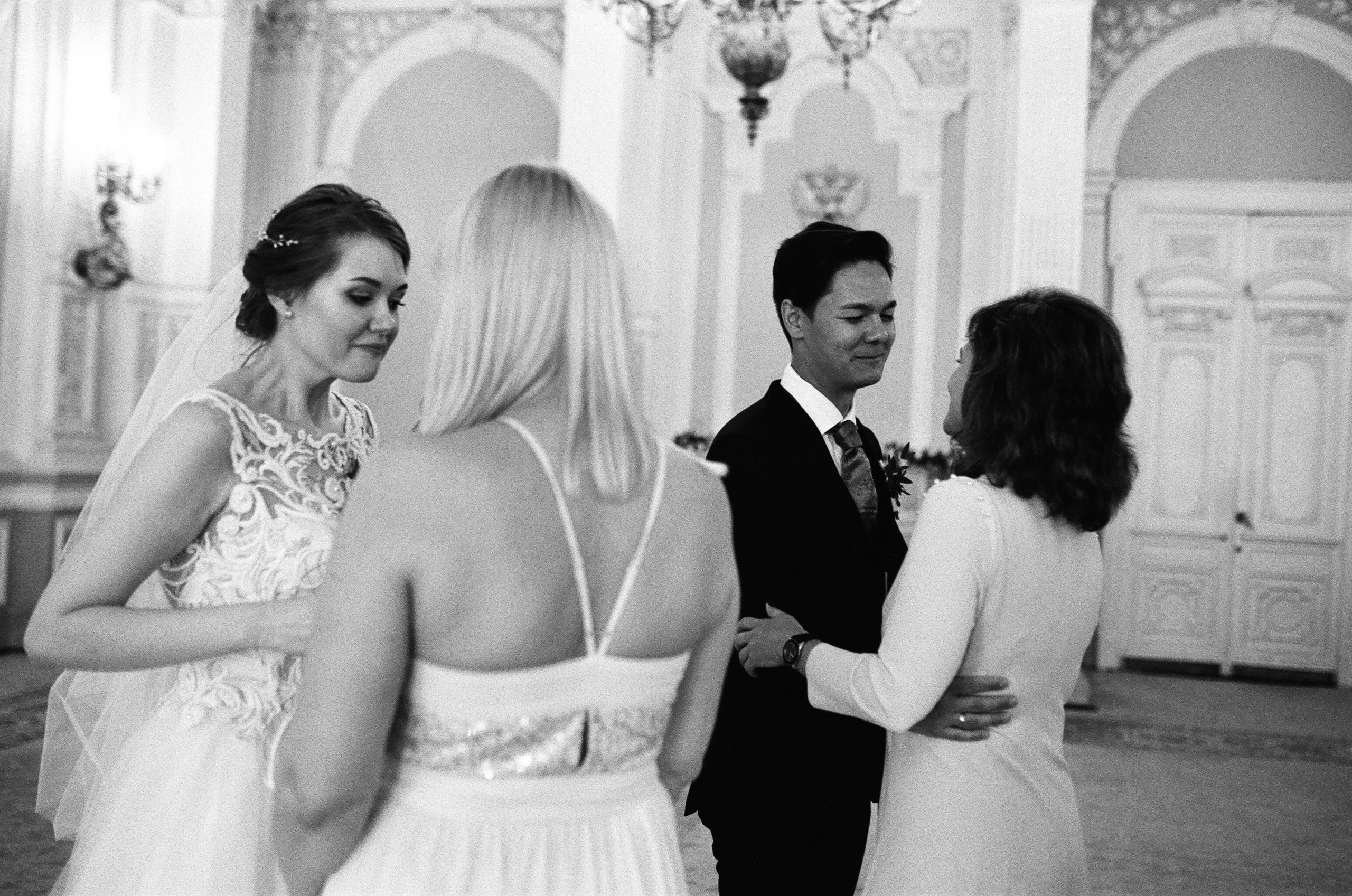 АЛЕКСАНДРА и СЕРГЕЙ. Свадебный и семейный пленочный фотограф в Петербурге Истомина Ирина