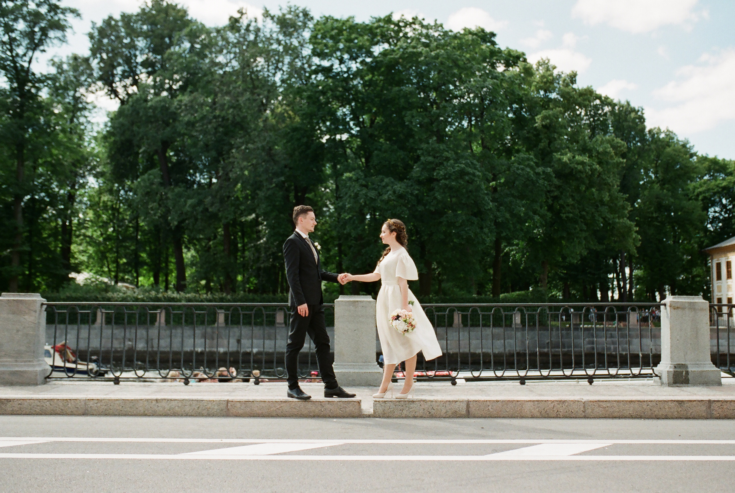 ЕЛЕНА и ИГОРЬ. Свадебный и семейный пленочный фотограф в Петербурге Истомина Ирина