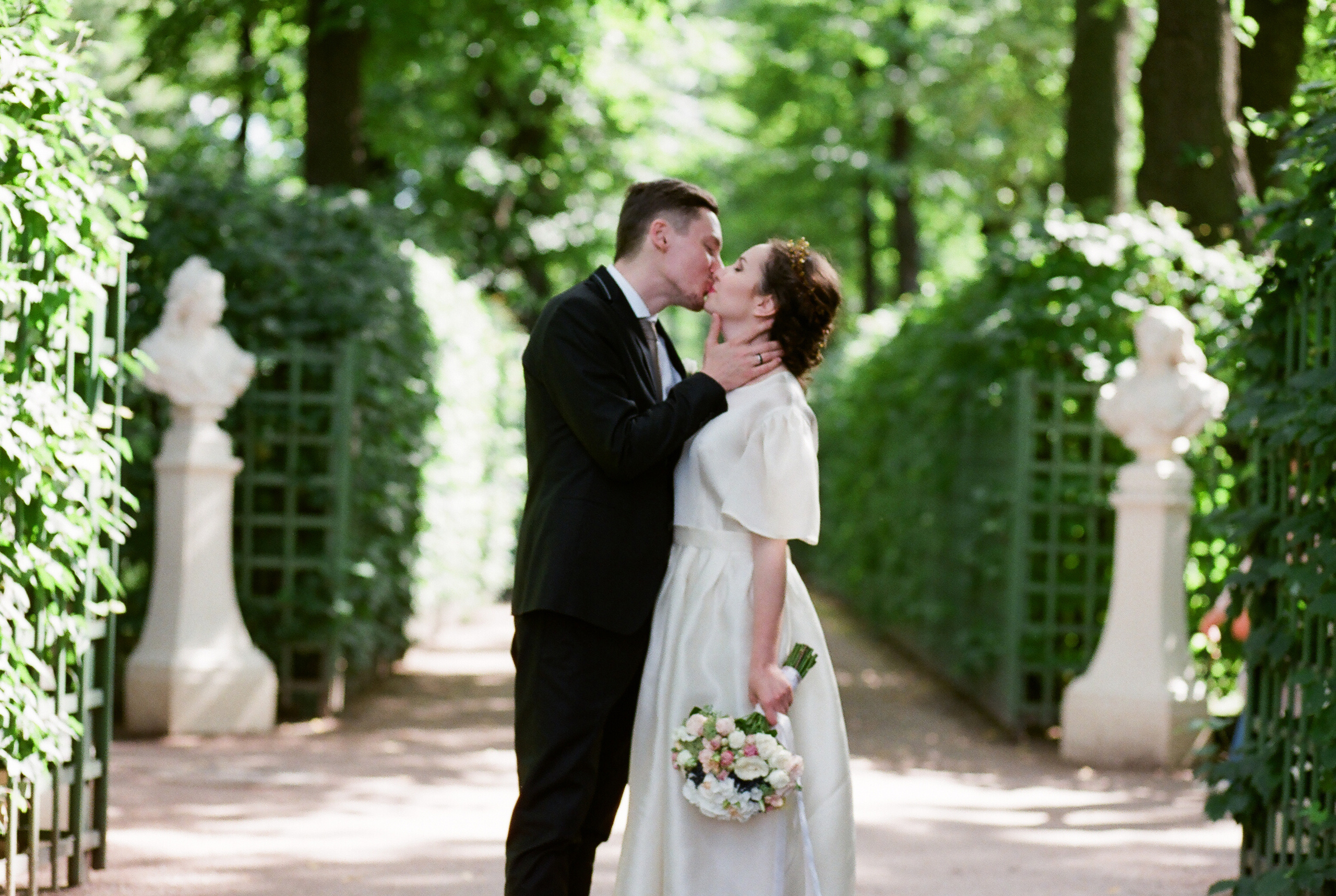 ЕЛЕНА и ИГОРЬ. Свадебный и семейный пленочный фотограф в Петербурге Истомина Ирина