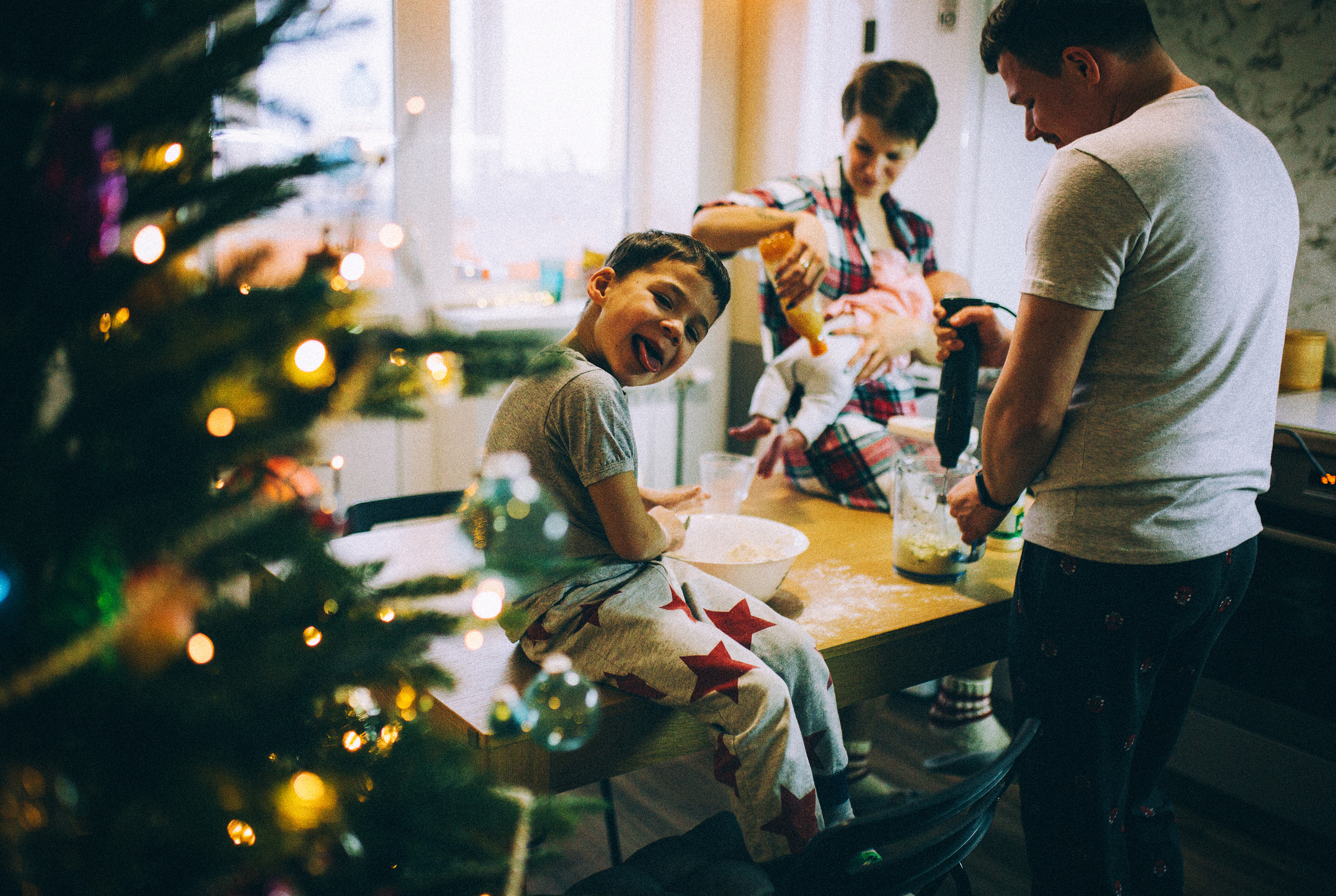 Лида Лёша Лия Юра и собакен Ева. Свадебный и семейный пленочный фотограф в Петербурге Истомина Ирина
