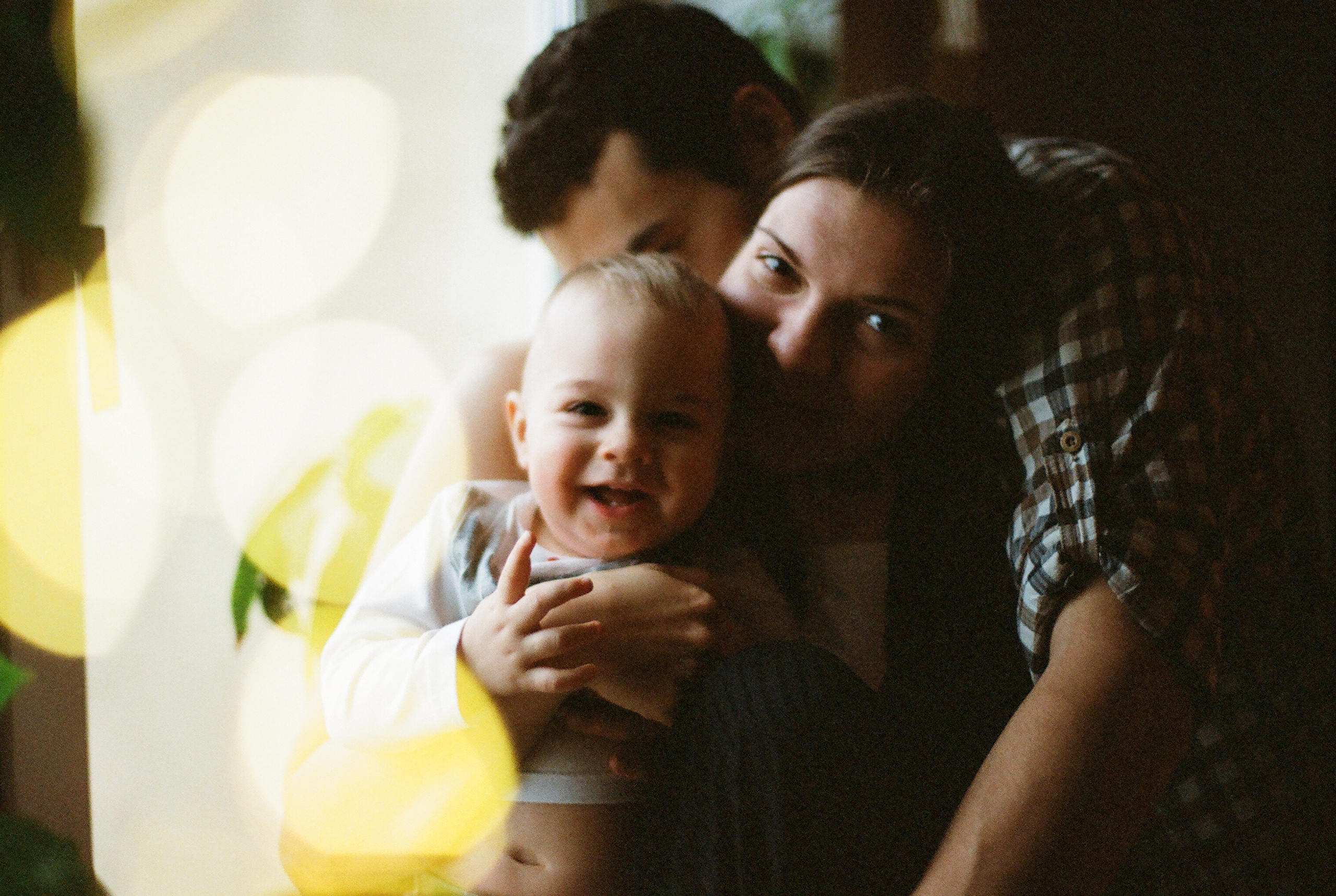 Настя Петя и Ваня. Свадебный и семейный пленочный фотограф в Петербурге Истомина Ирина