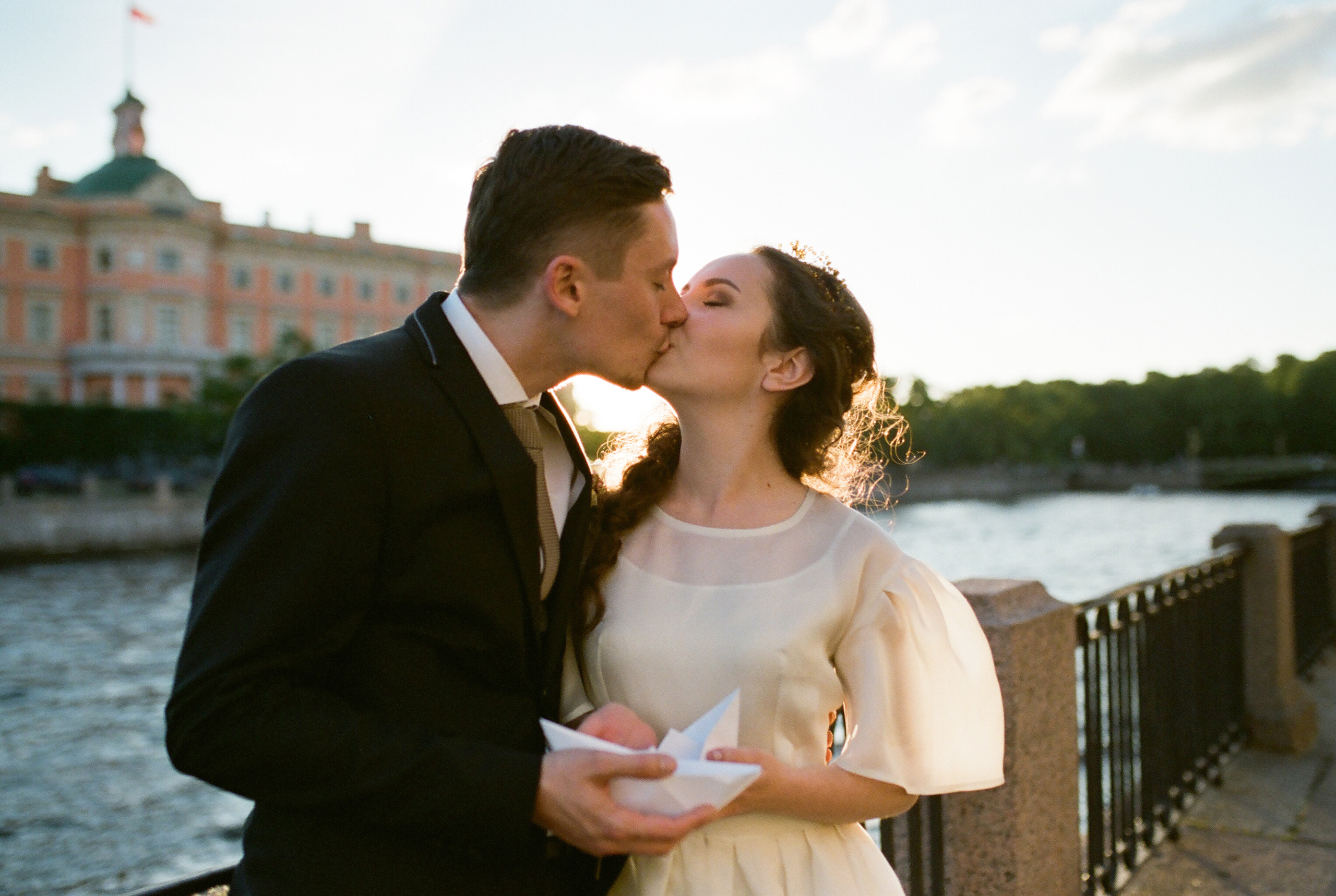 ЕЛЕНА и ИГОРЬ. Свадебный и семейный пленочный фотограф в Петербурге Истомина Ирина