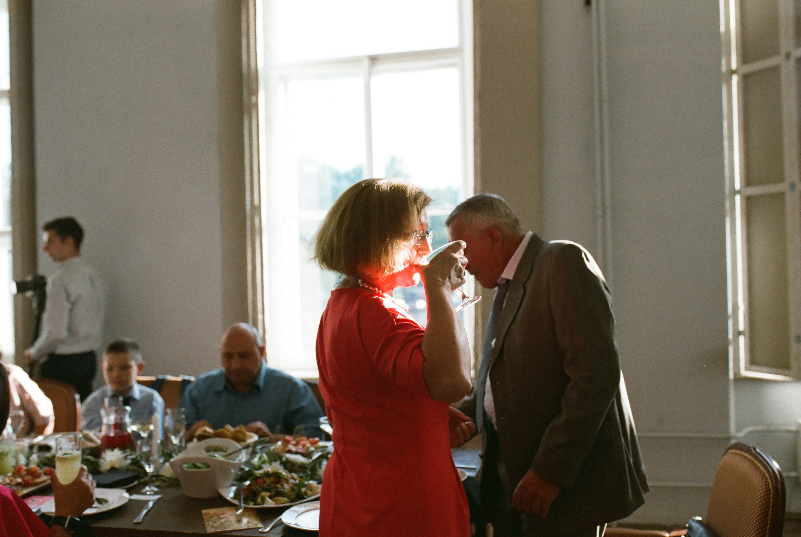 ЕЛЕНА и ИГОРЬ. Свадебный и семейный пленочный фотограф в Петербурге Истомина Ирина