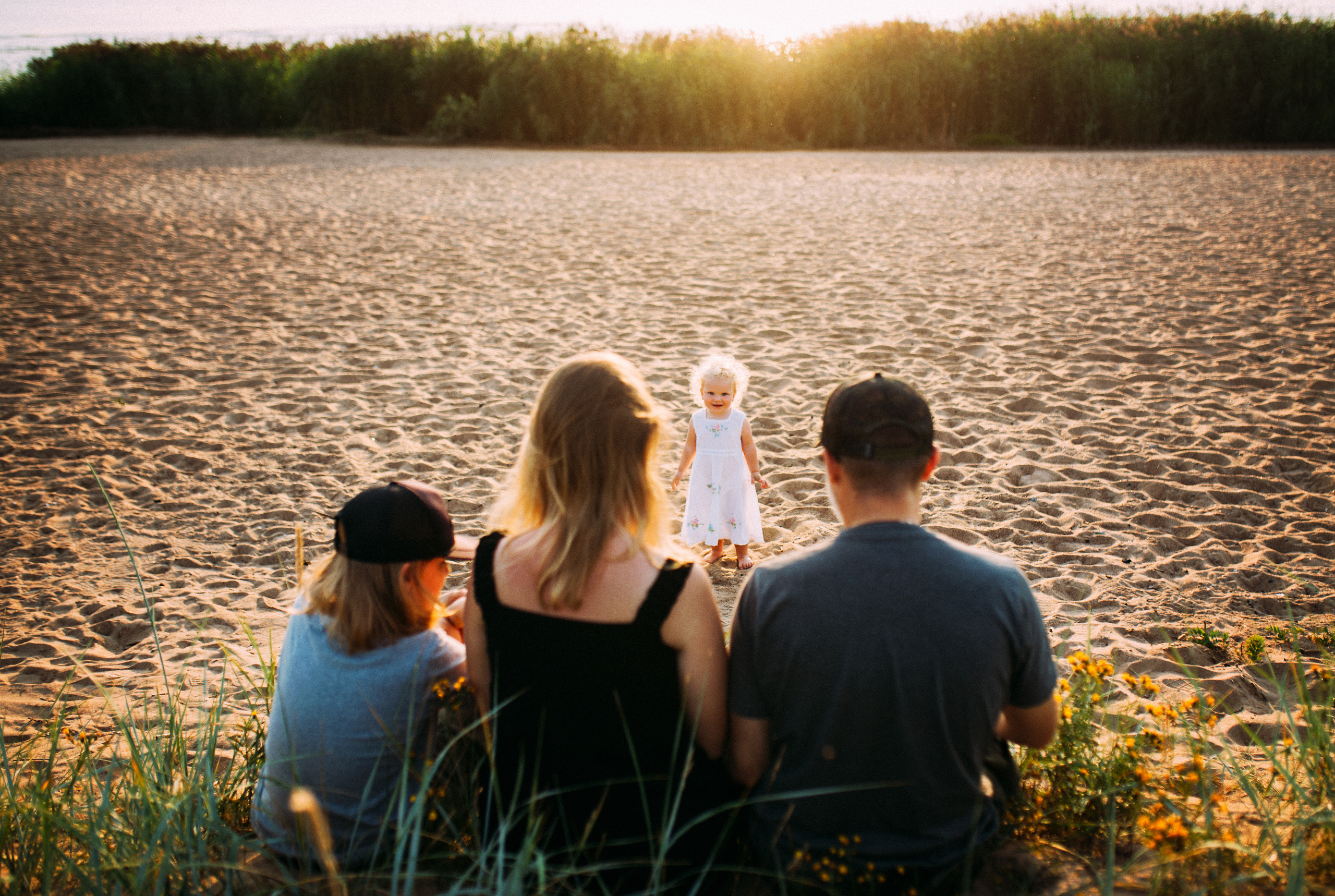 Оля Кирилл Матвей и Марта. Свадебный и семейный пленочный фотограф в Петербурге Истомина Ирина