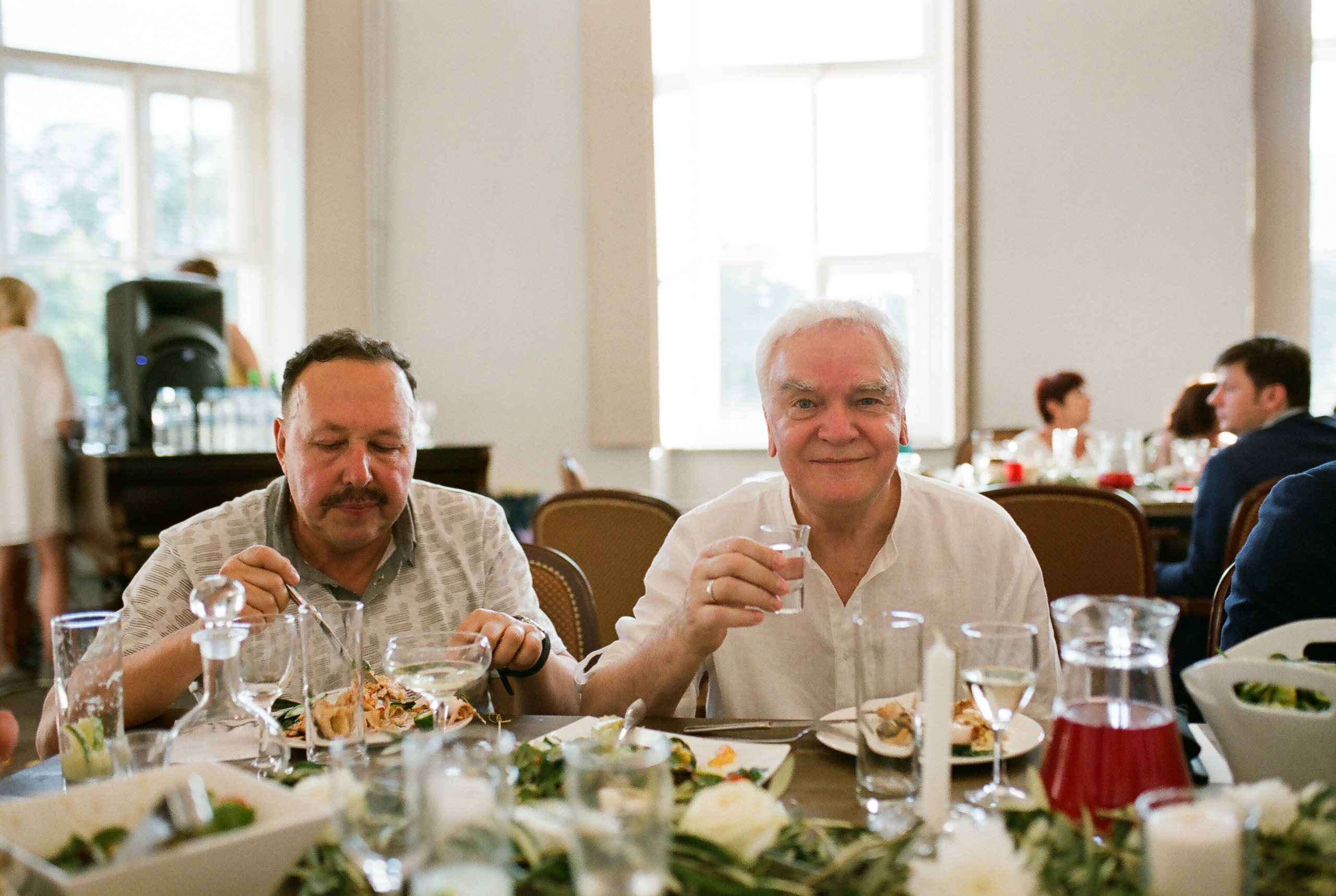 ЕЛЕНА и ИГОРЬ. Свадебный и семейный пленочный фотограф в Петербурге Истомина Ирина