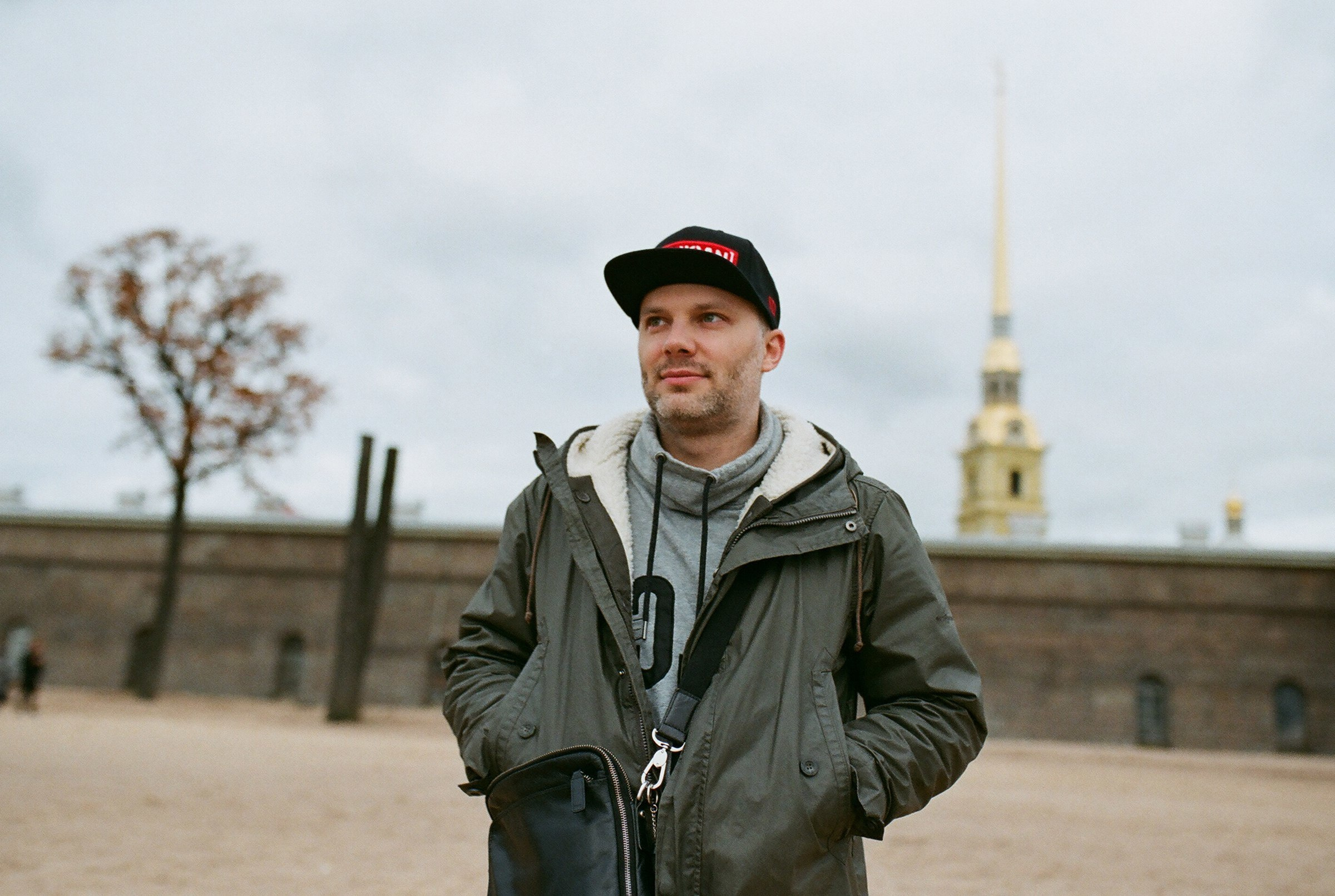 Кирилл Оля и Матвей и Марта. Свадебный и семейный пленочный фотограф в Петербурге Истомина Ирина