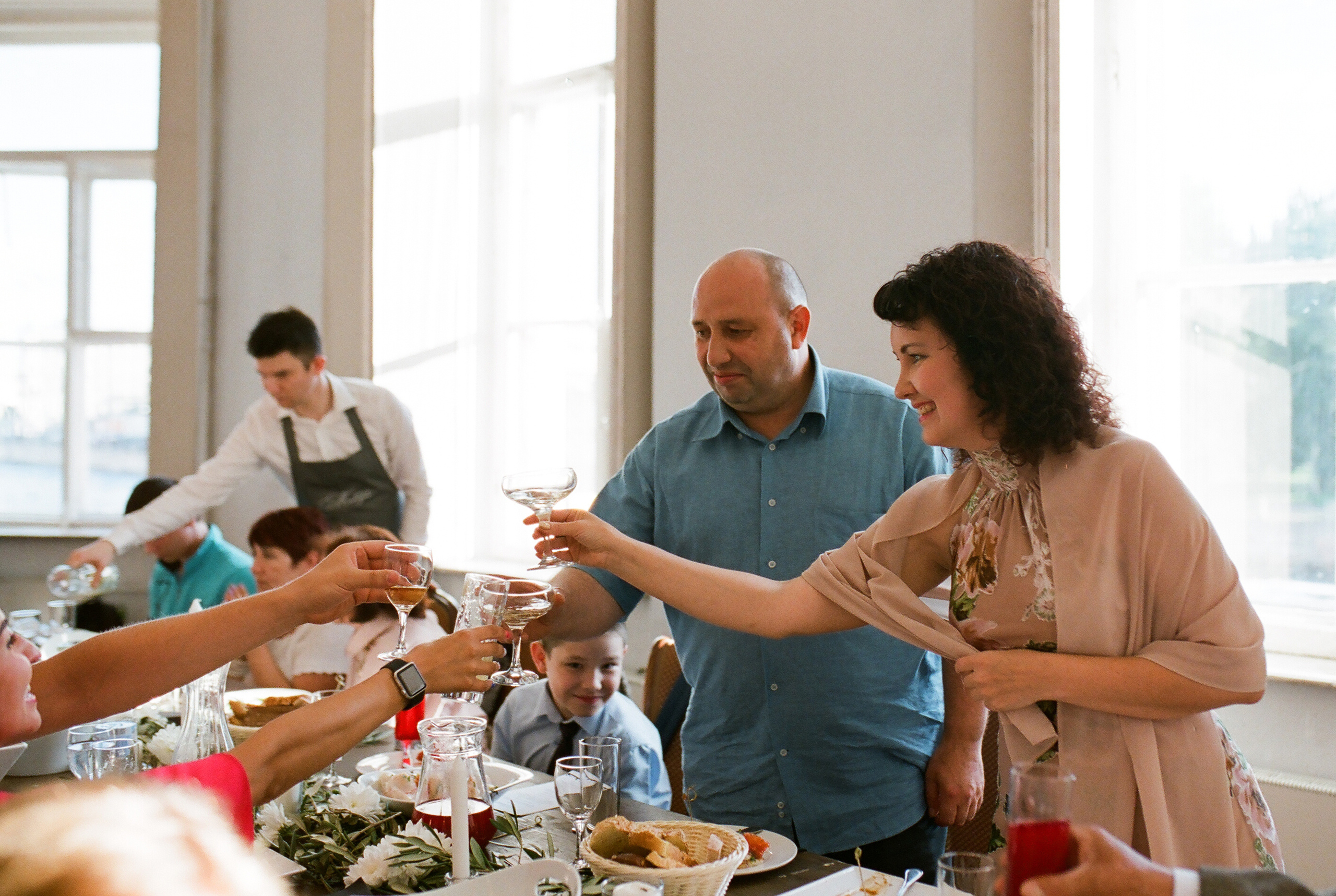 ЕЛЕНА и ИГОРЬ. Свадебный и семейный пленочный фотограф в Петербурге Истомина Ирина