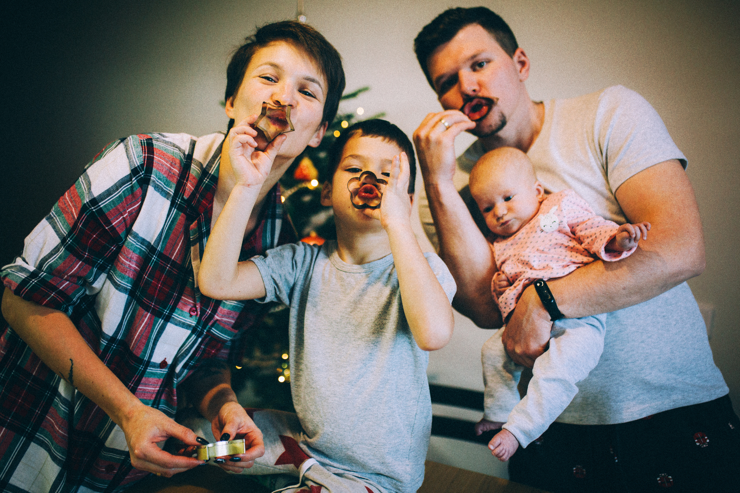 Лида Лёша Лия Юра и собакен Ева. Свадебный и семейный пленочный фотограф в Петербурге Истомина Ирина
