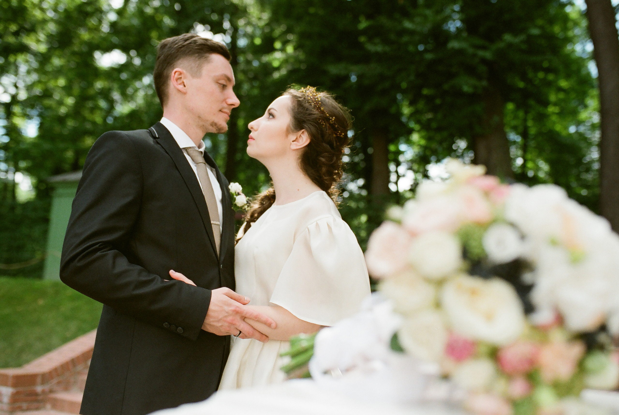 ЕЛЕНА и ИГОРЬ. Свадебный и семейный пленочный фотограф в Петербурге Истомина Ирина