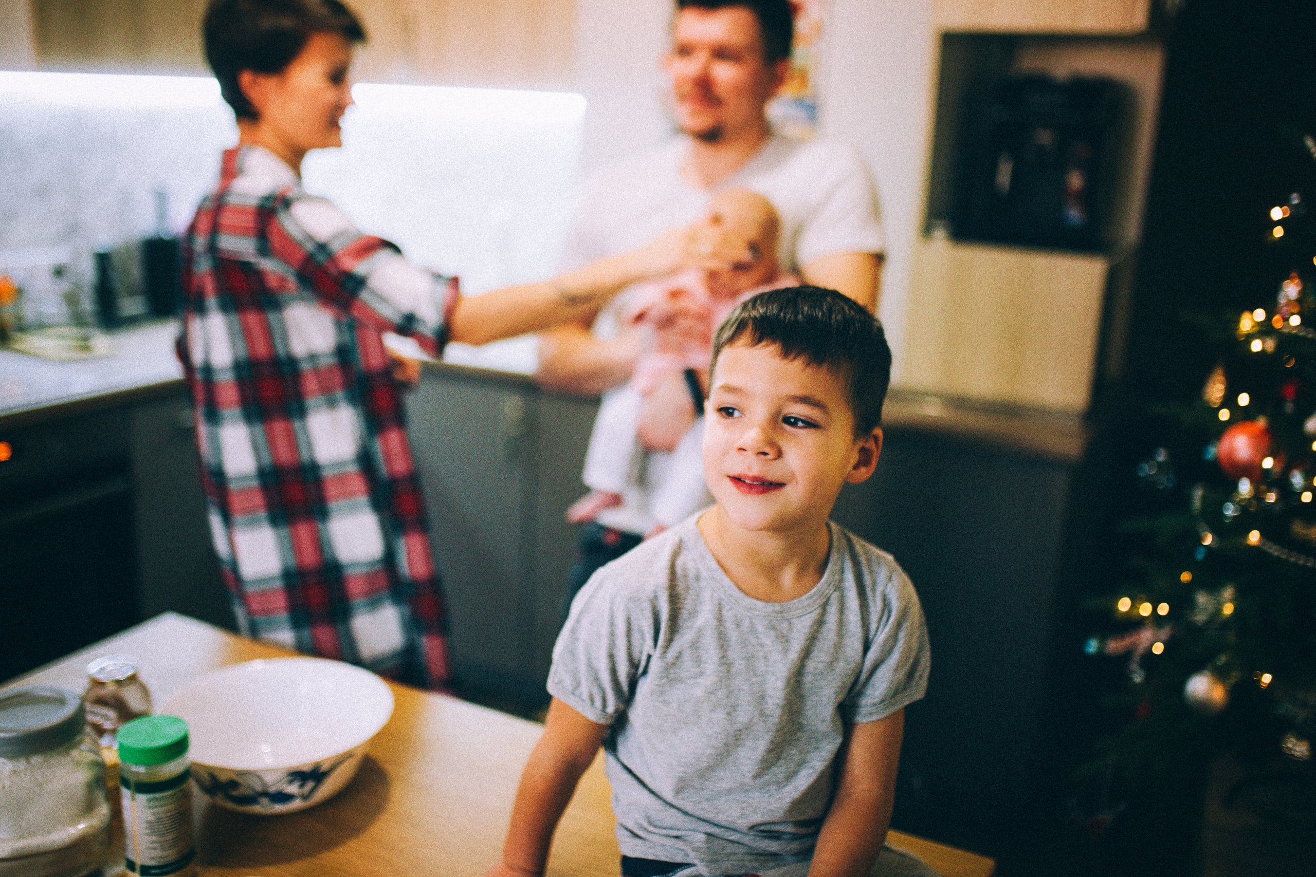 Лида Лёша Лия Юра и собакен Ева. Свадебный и семейный пленочный фотограф в Петербурге Истомина Ирина