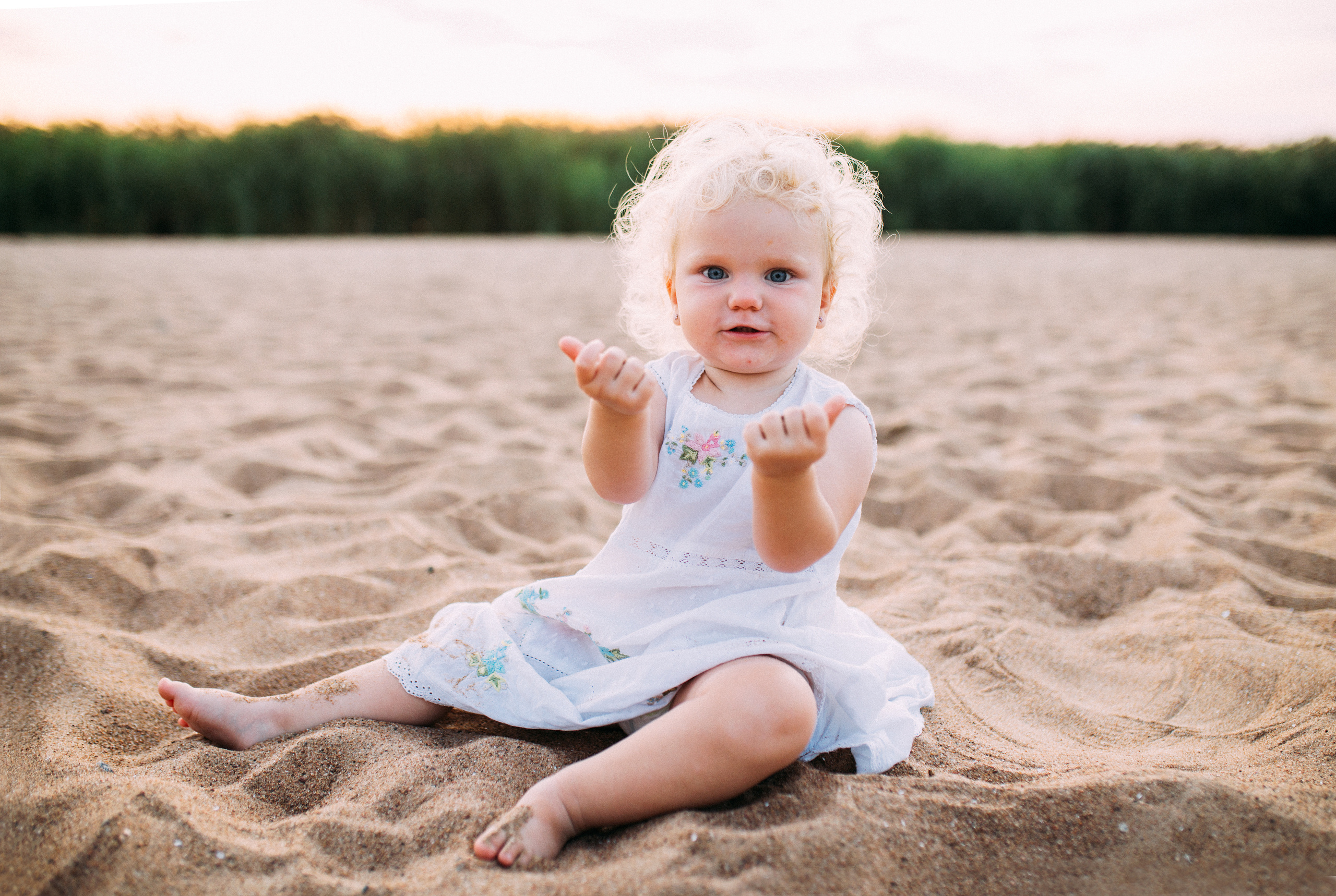 Оля Кирилл Матвей и Марта. Свадебный и семейный пленочный фотограф в Петербурге Истомина Ирина